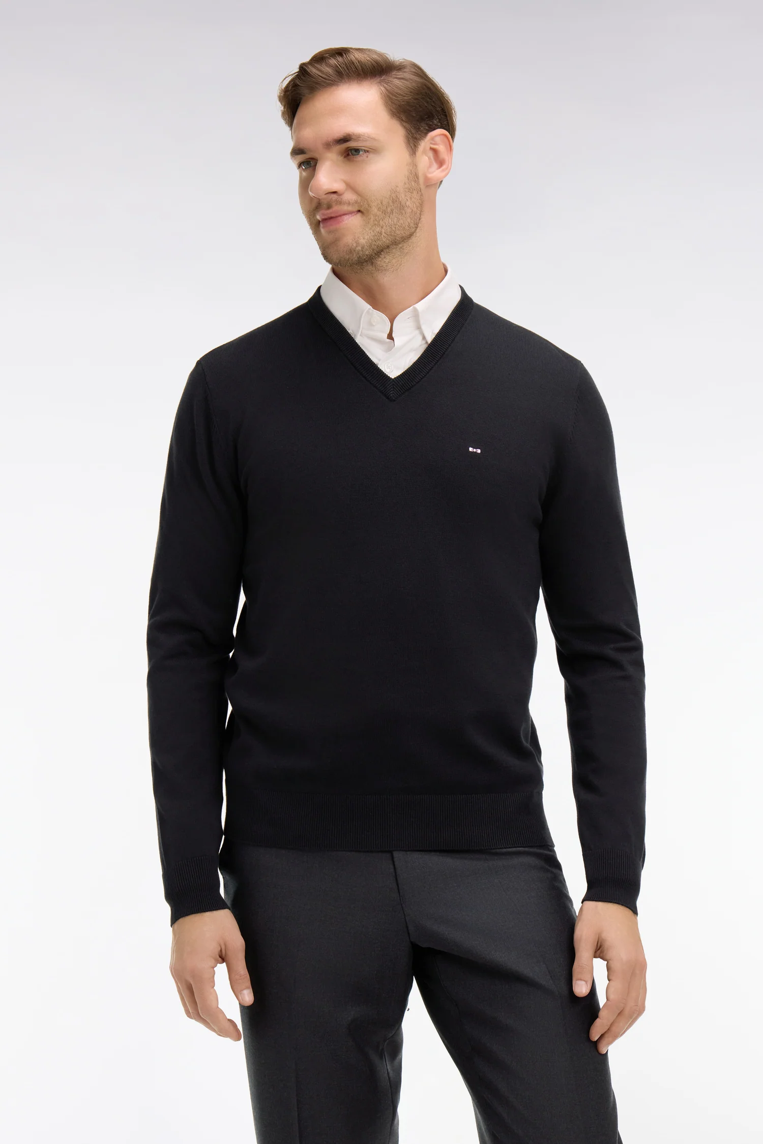 Pull noir Ă Â col V en coton - Image 3