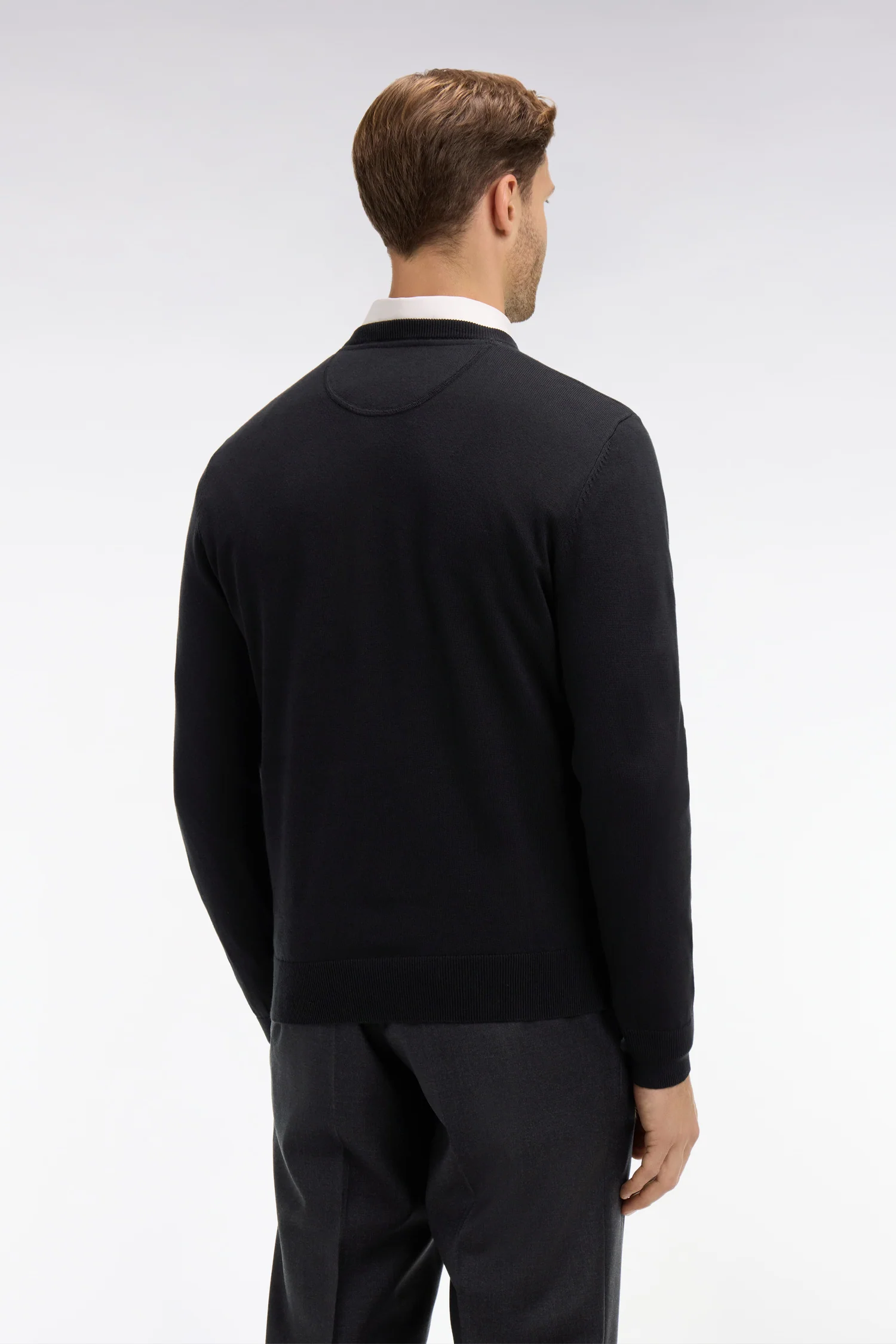 Pull noir Ă Â col V en coton - Image 5