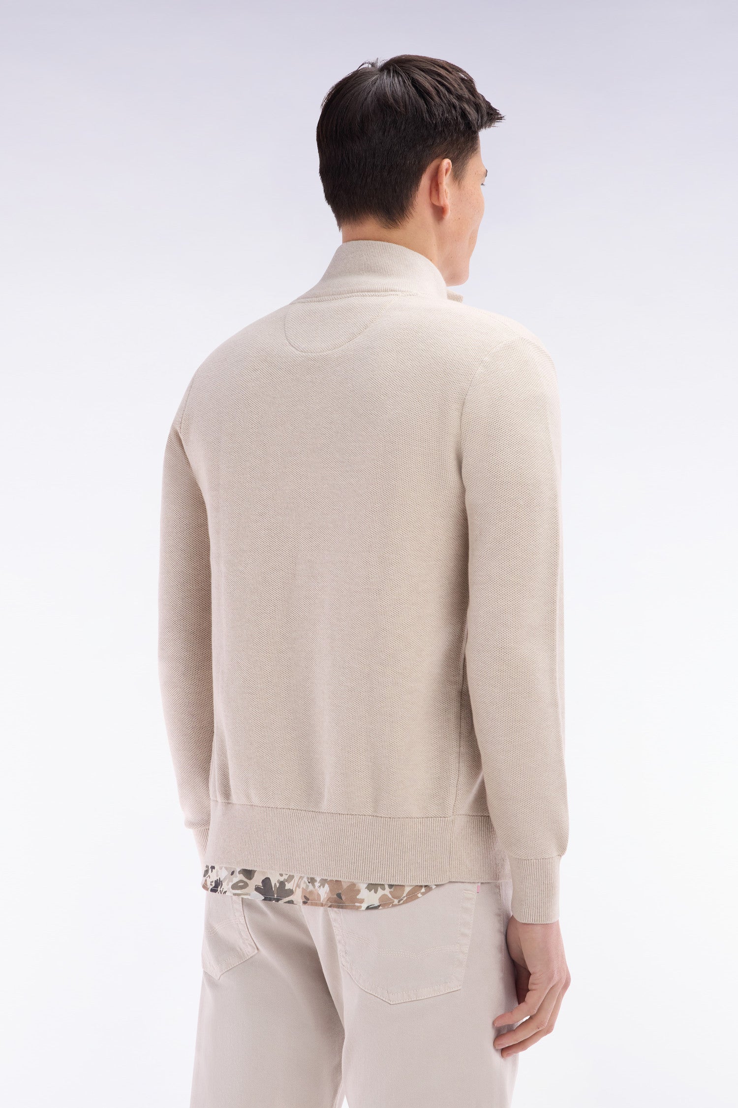 Cardigan zippé en coton nid d'abeille beige coupe droite - Image 4