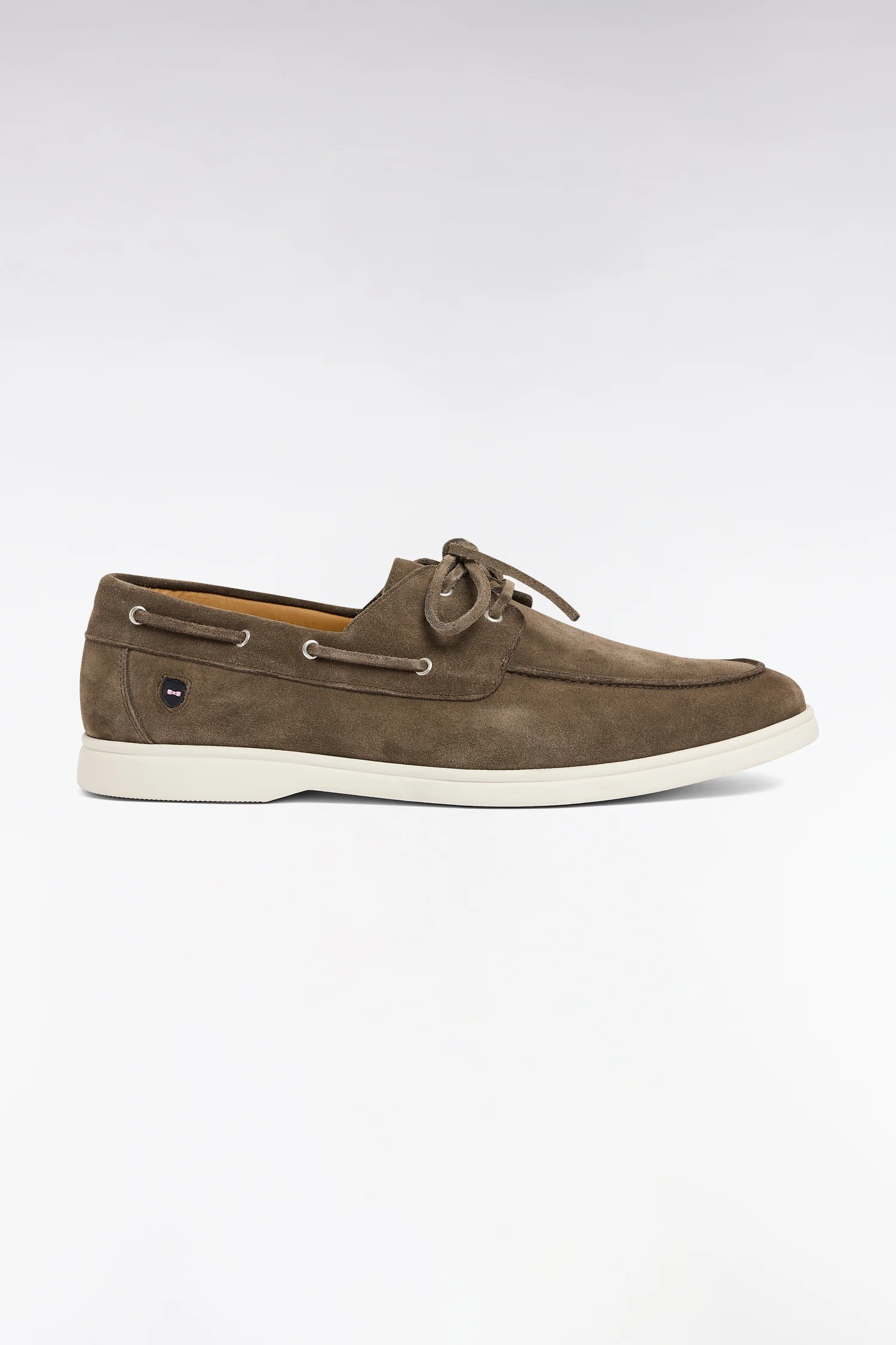 Chaussures bateau en cuir suédé gris
