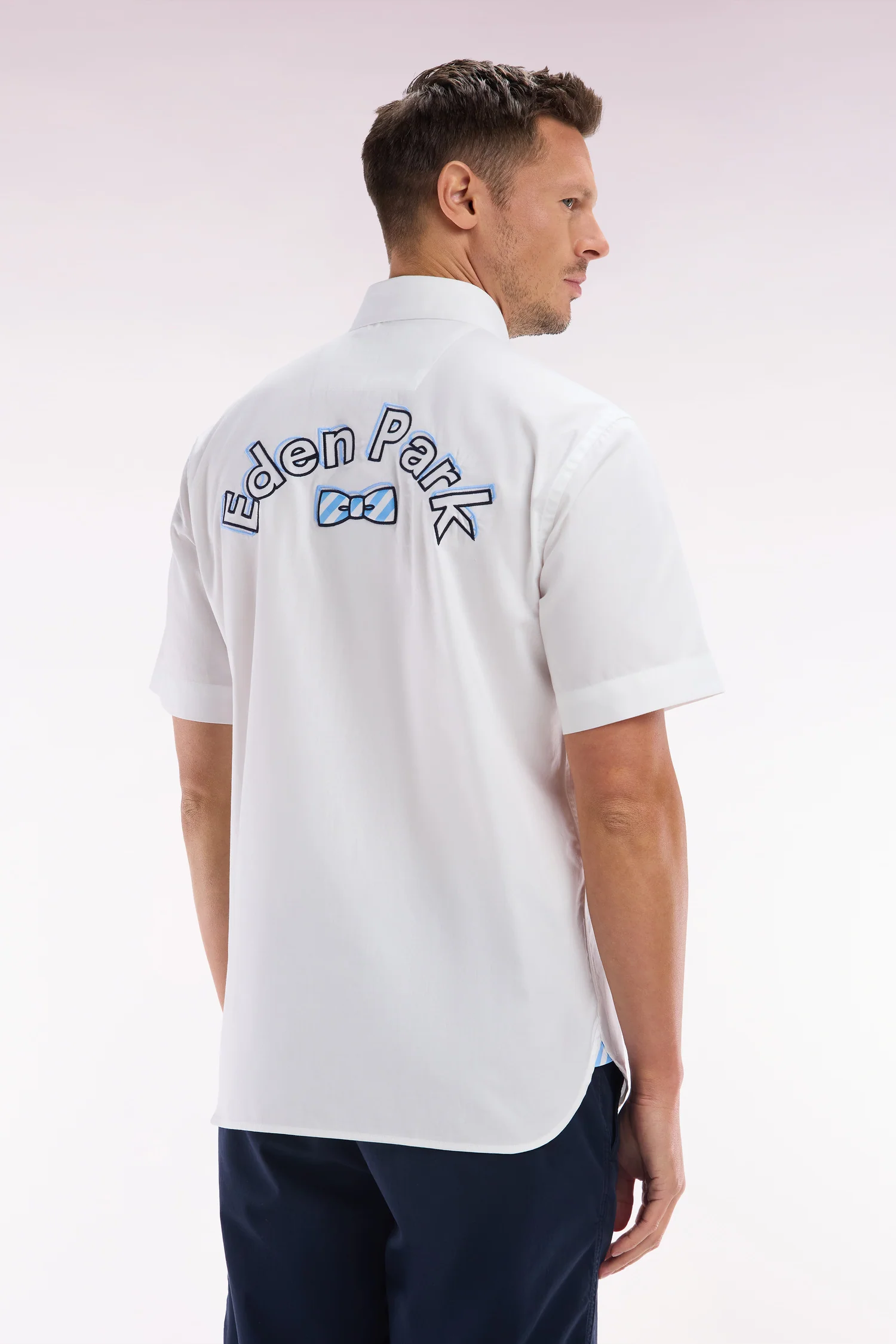 Chemise à manches courtes en coton blanc broderie Eden Park coupe droite - Image 4