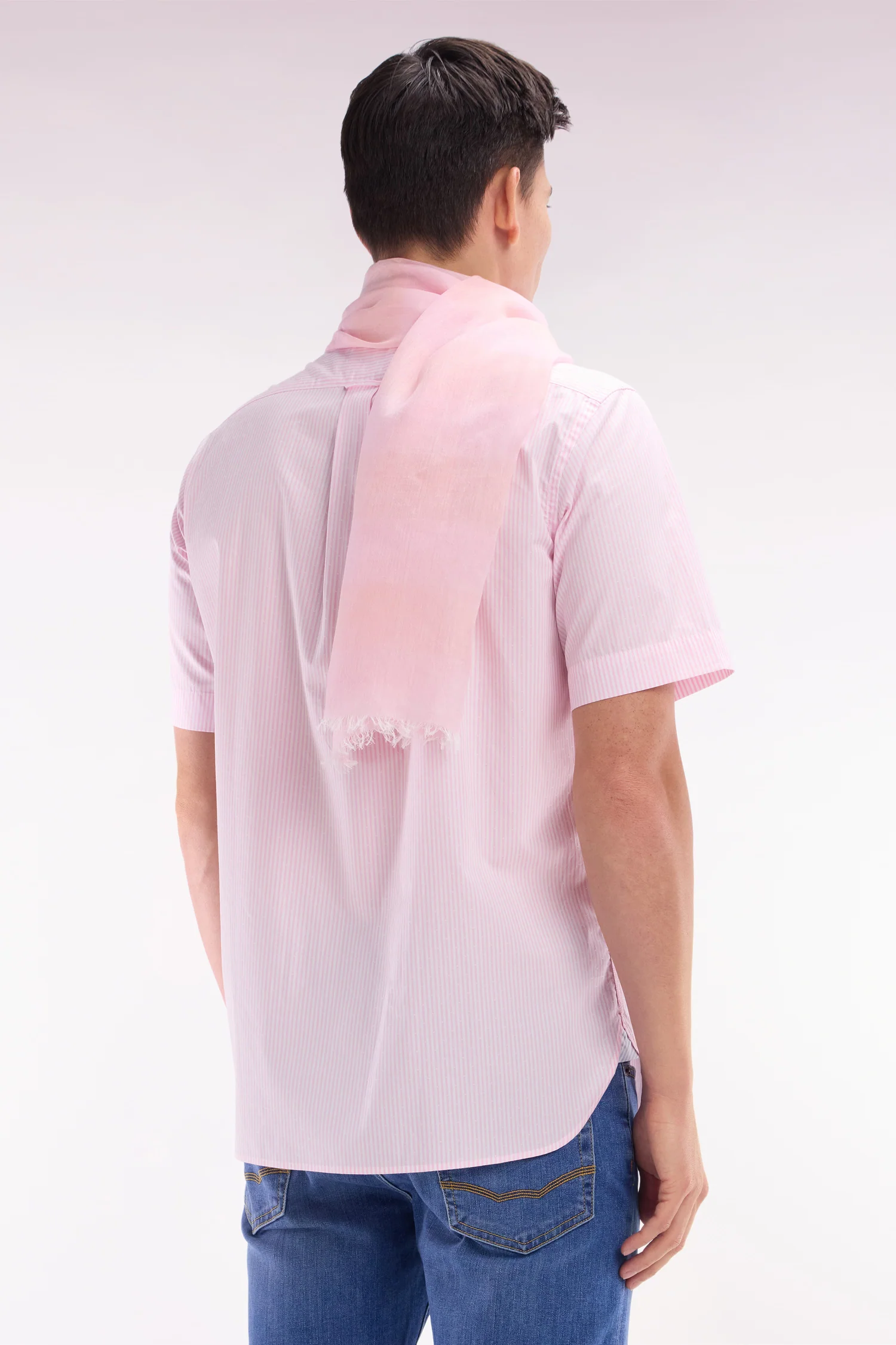 Chemise à manches courtes en coton tissage jacquard rayé rose coupe droite - Image 5