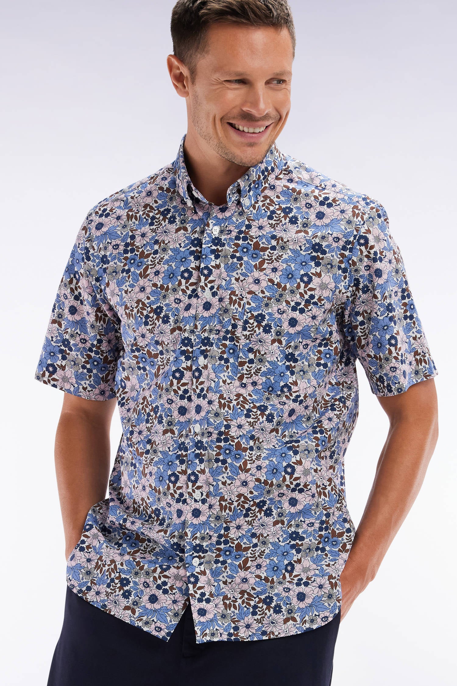 Chemise à manches courtes en popeline de coton bleue imprimé floral coupe droite - Image 3