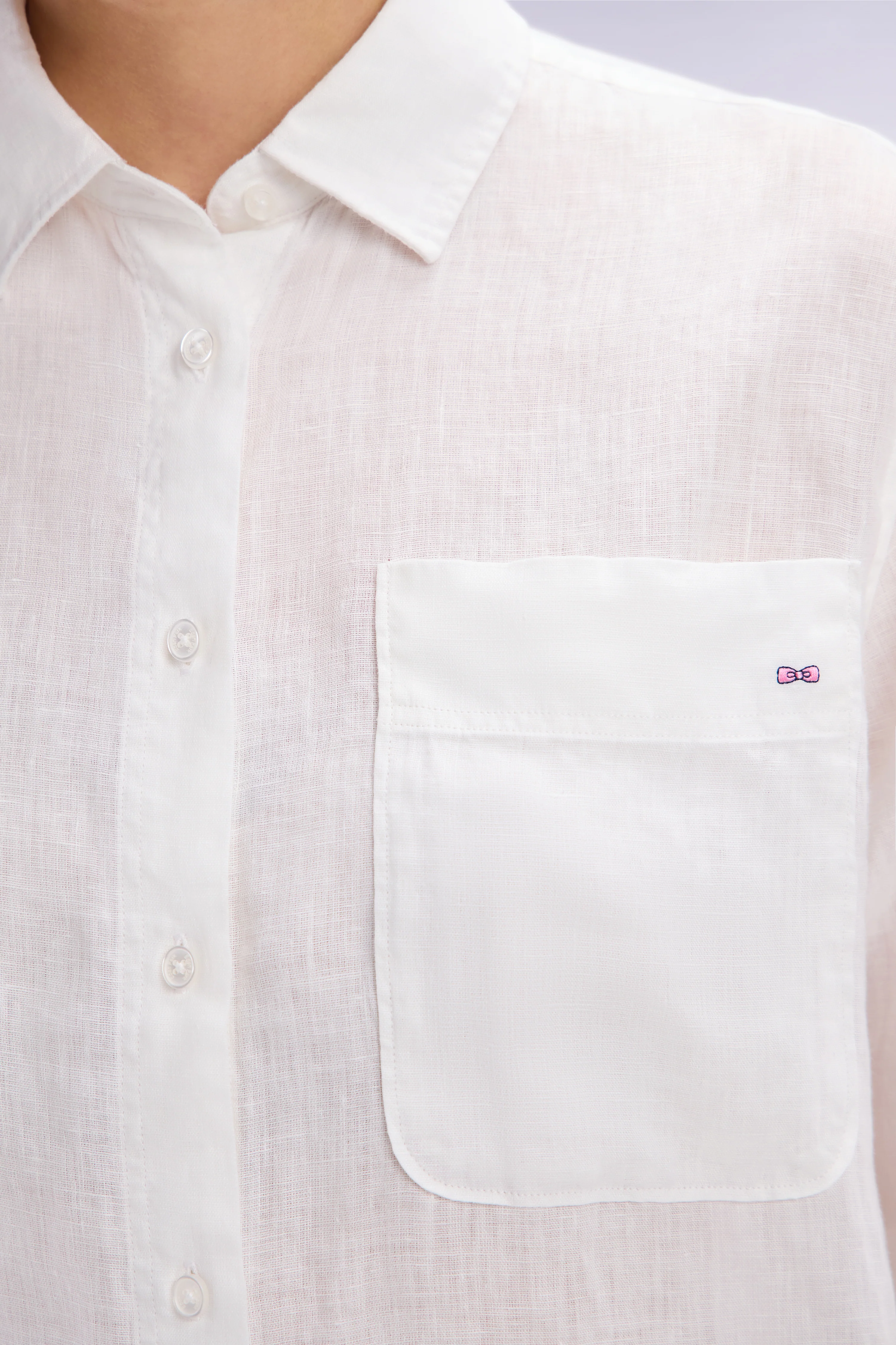 Chemise à poches plaquées en lin blanc coupe oversized - Image 5