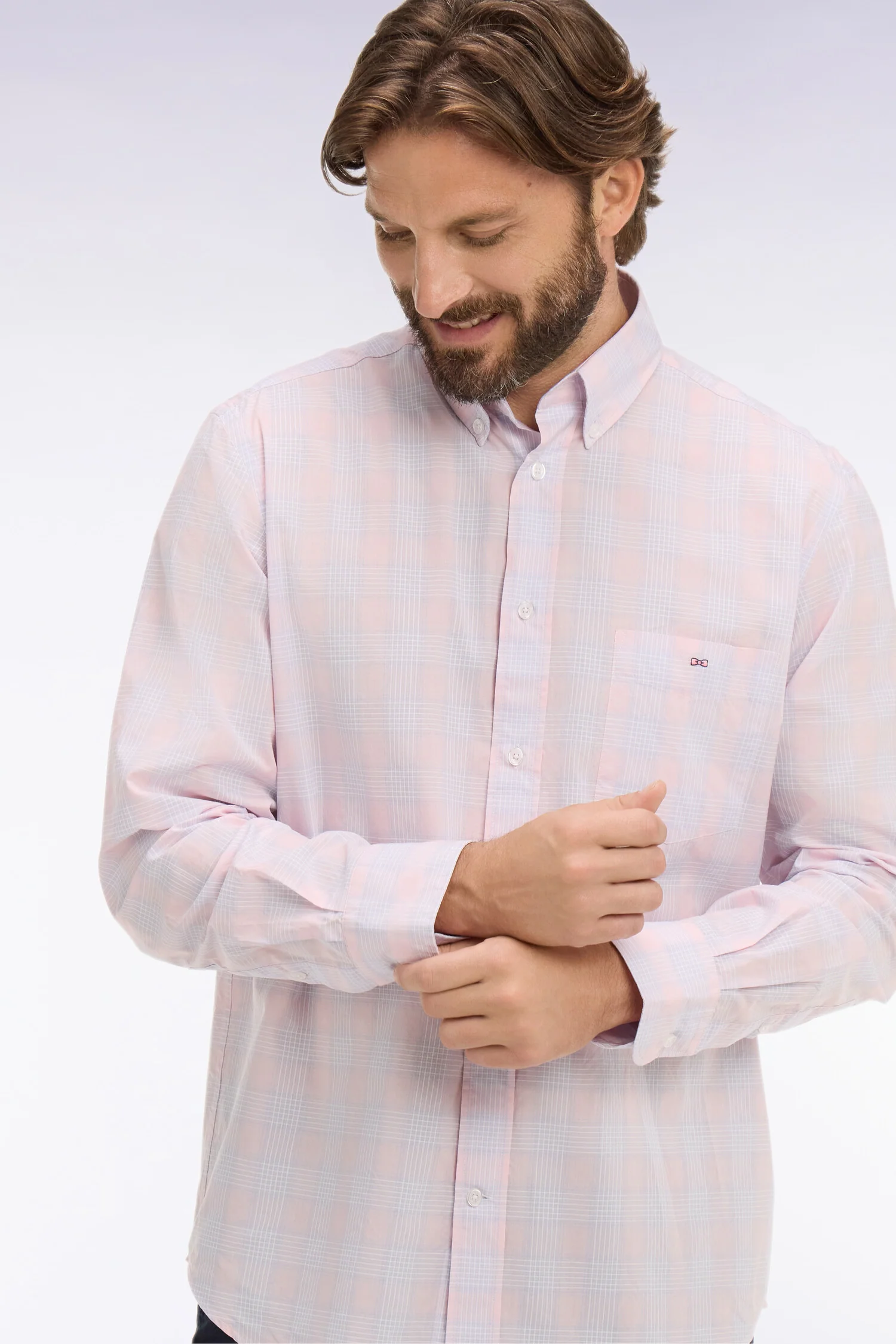 Chemise en coton Ă carreaux roses coupe regular
