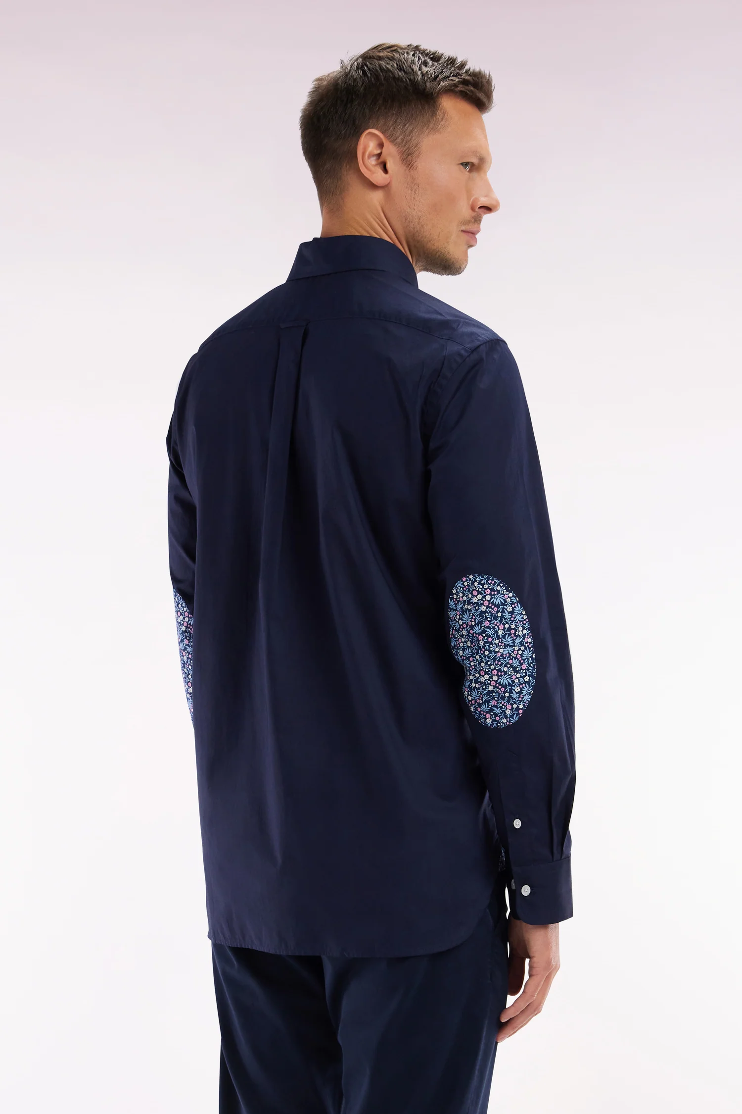 Chemise en coton marine coudière coupe droite - Image 4