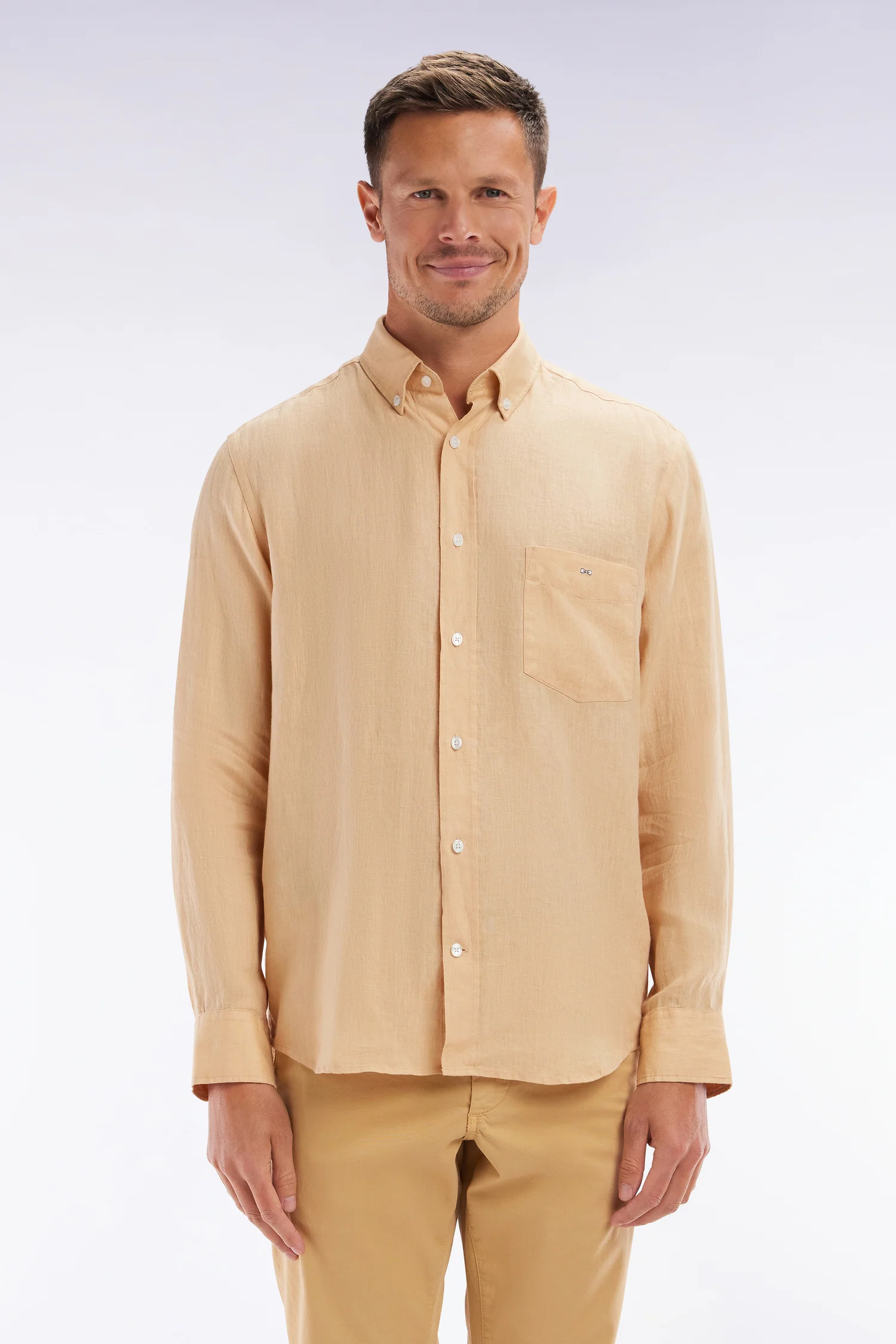 Chemise en lin camel unie coupe droite