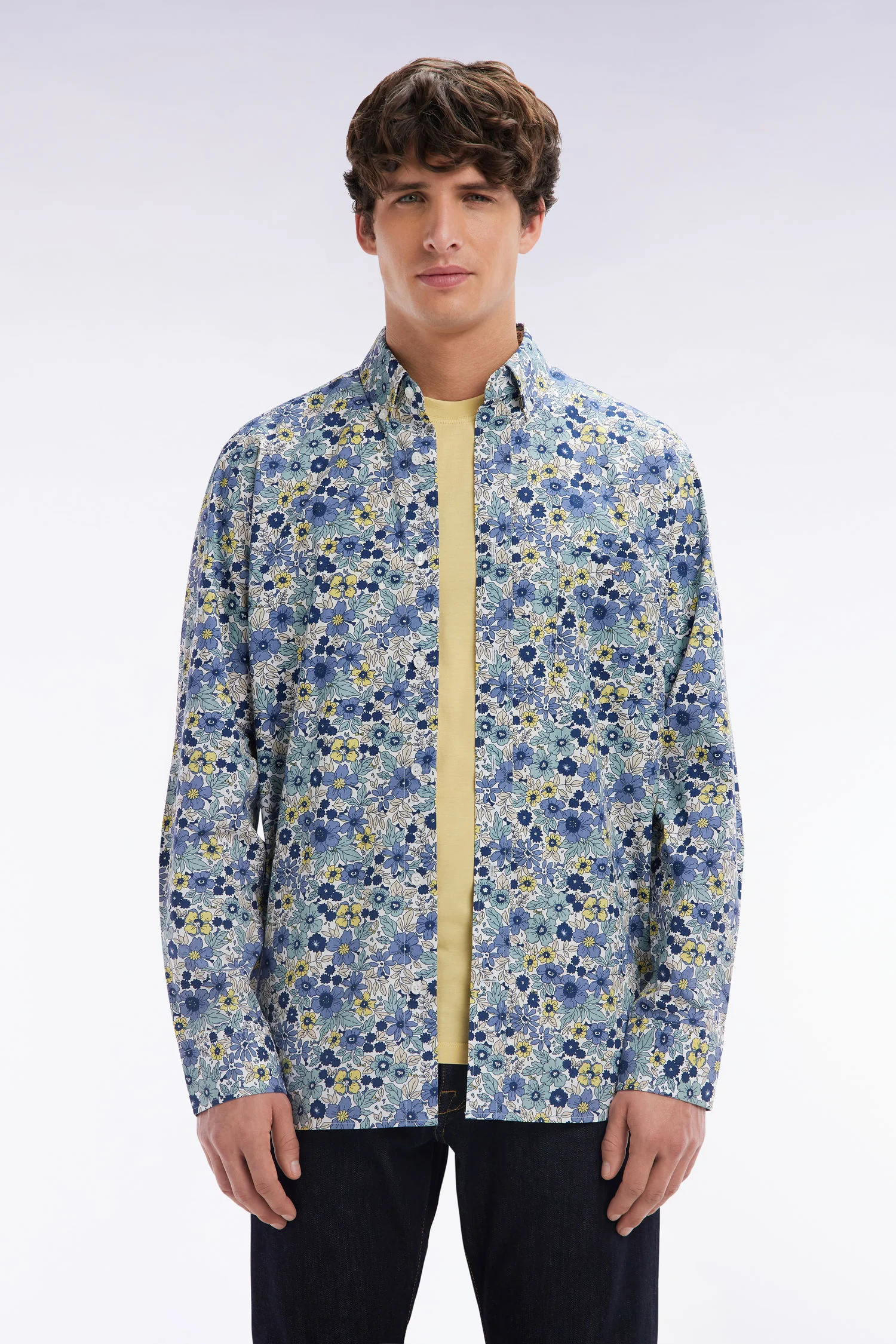Chemise en popeline de coton grise imprimé floral coupe droite