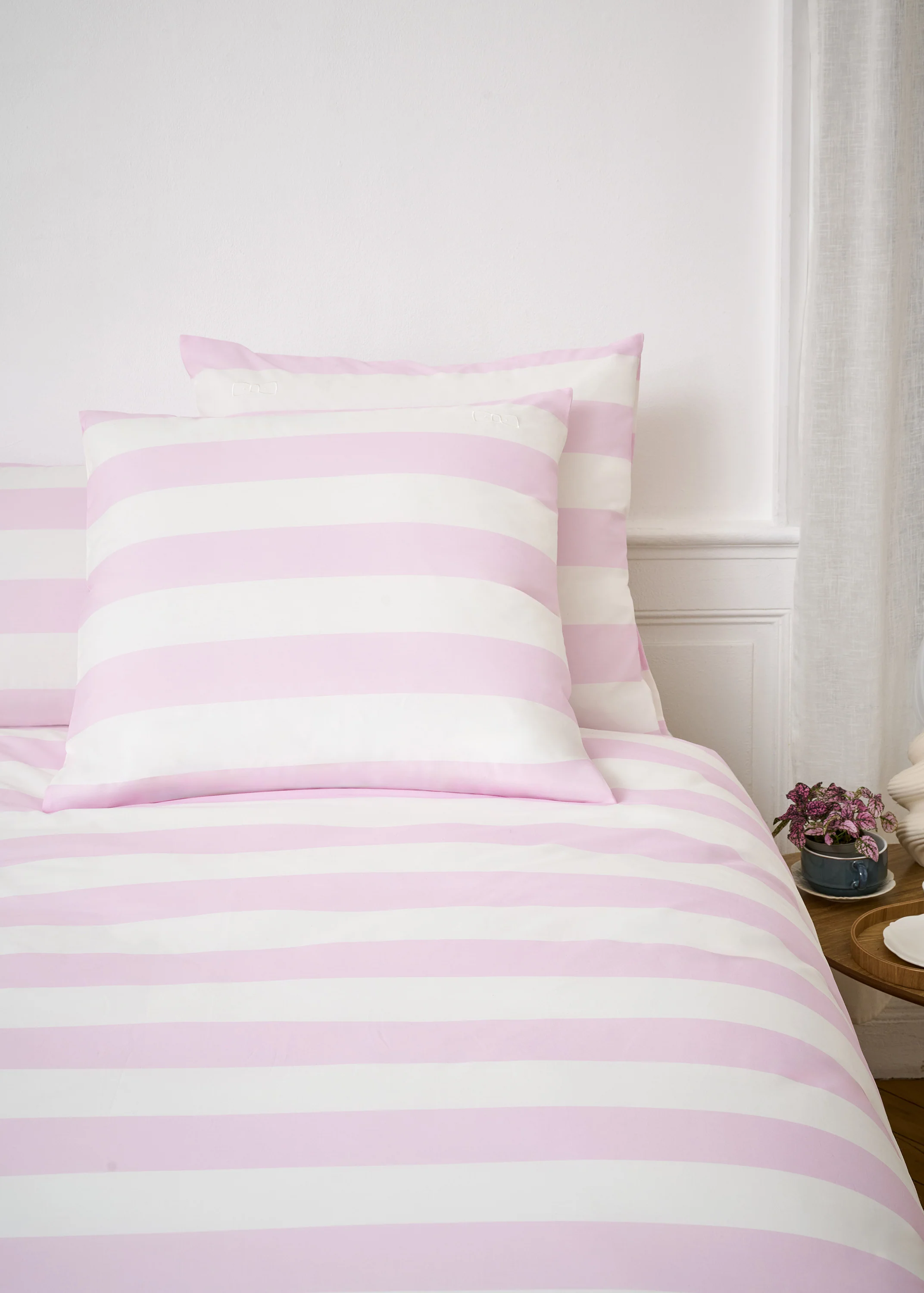 Lot de taies d'oreillers carrées en coton blanc à rayures roses