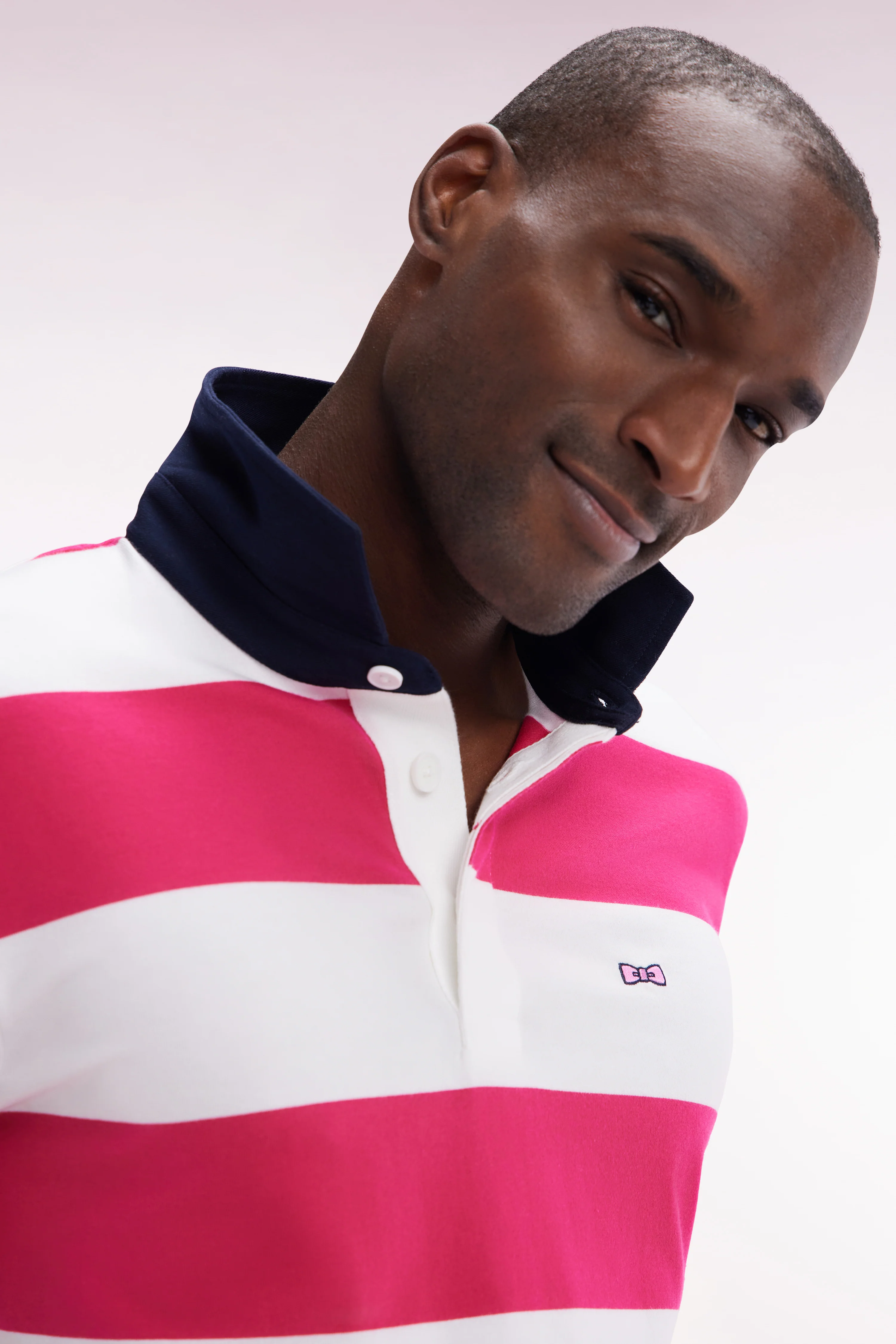 Maillot à manches courtes en coton Pima cerclé fuchsia et blanc coupe droite - Image 5