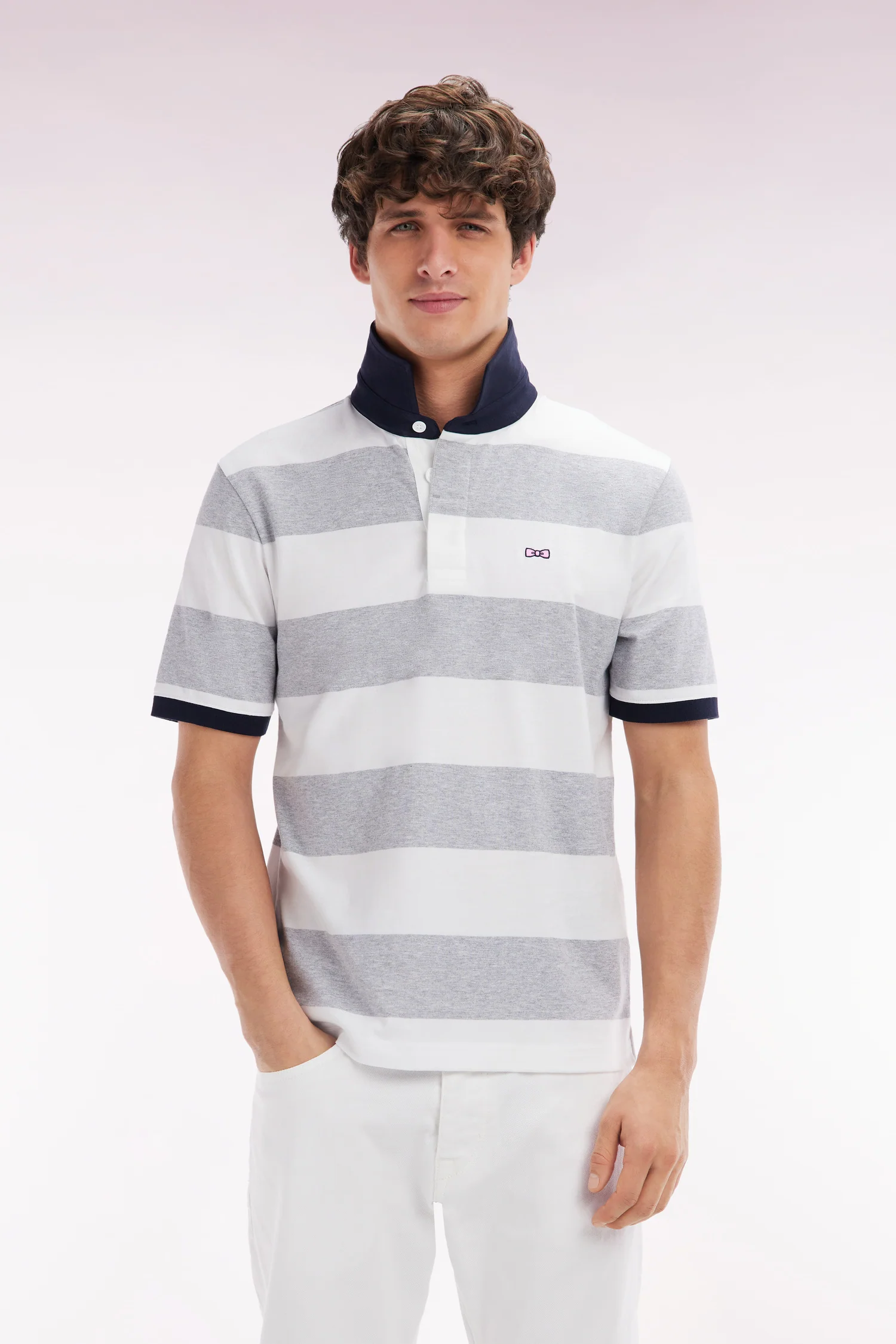 Maillot à manches courtes en coton Pima cerclé gris et blanc coupe droite