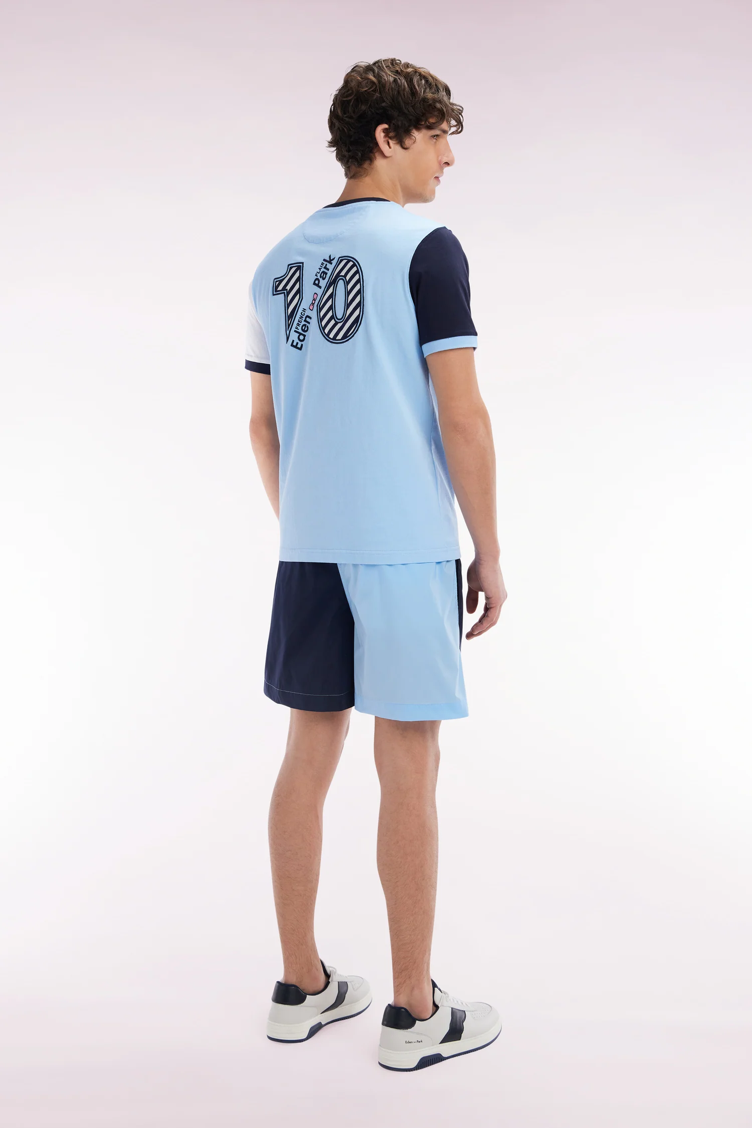 Maillot de bain bicolore ciel et marine - Image 4