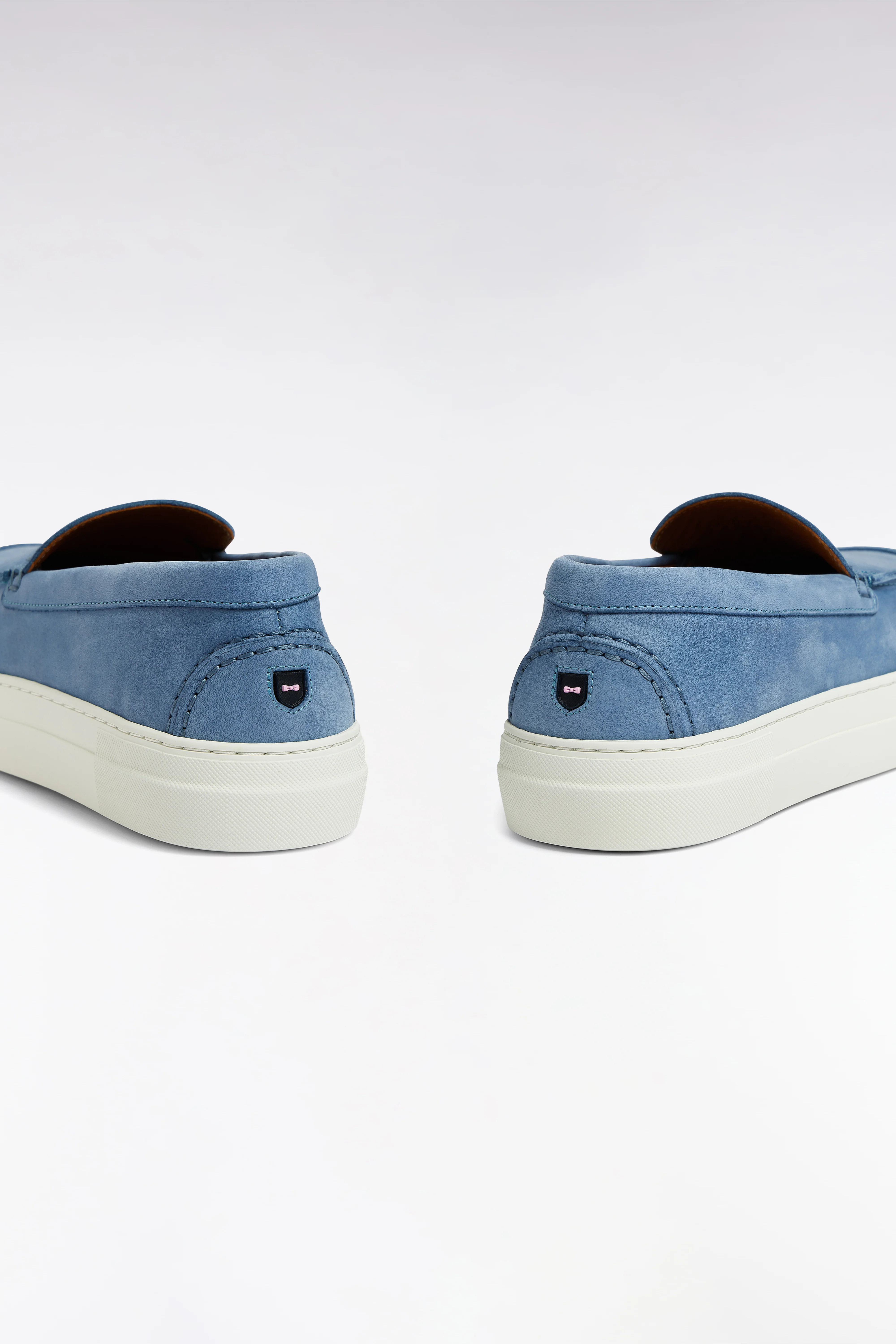 Mocassins à semelles sneakers en cuir suédé bleu gris - Image 6