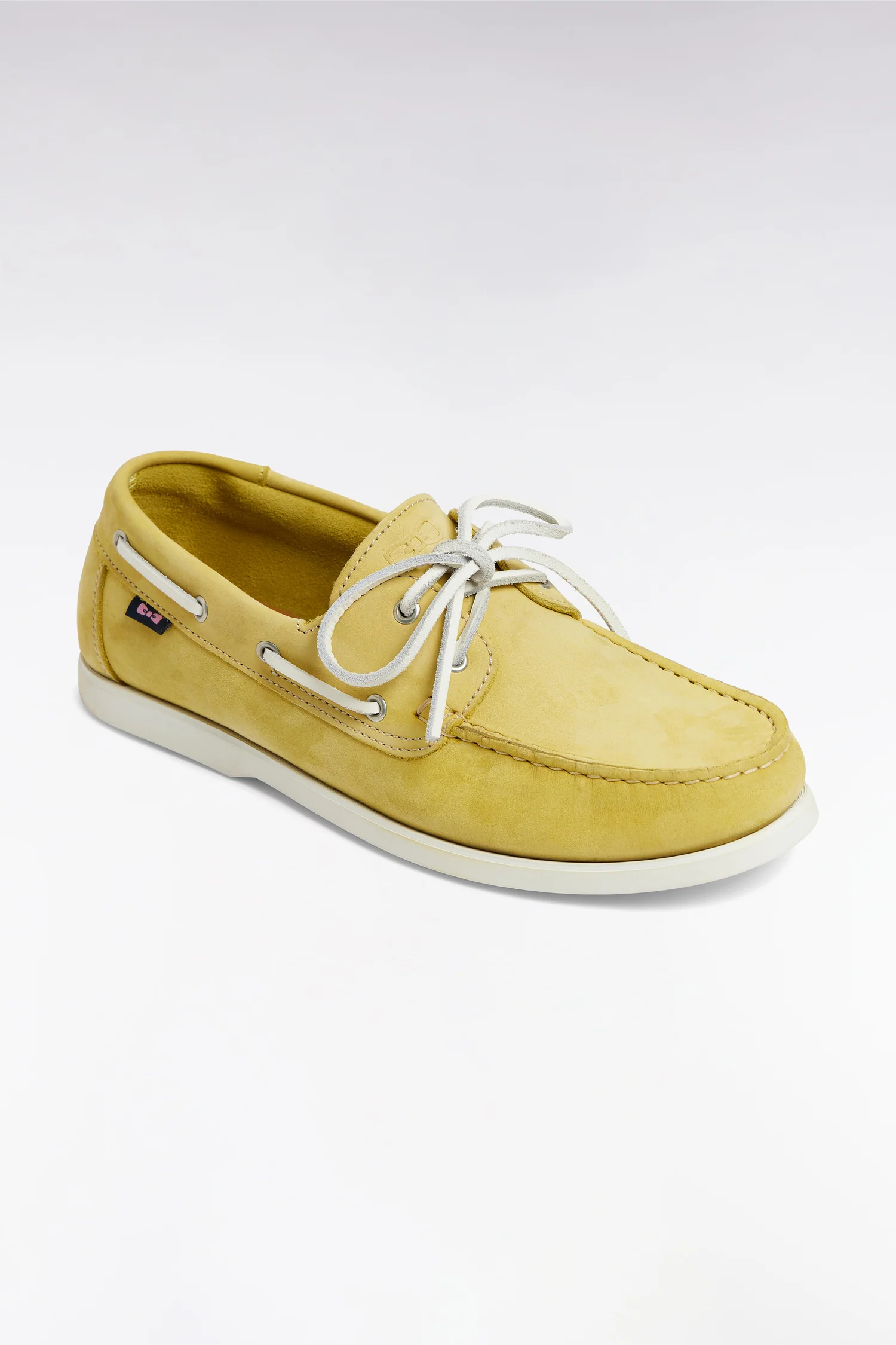 Mocassins bateau en cuir suédé jaune - Image 5