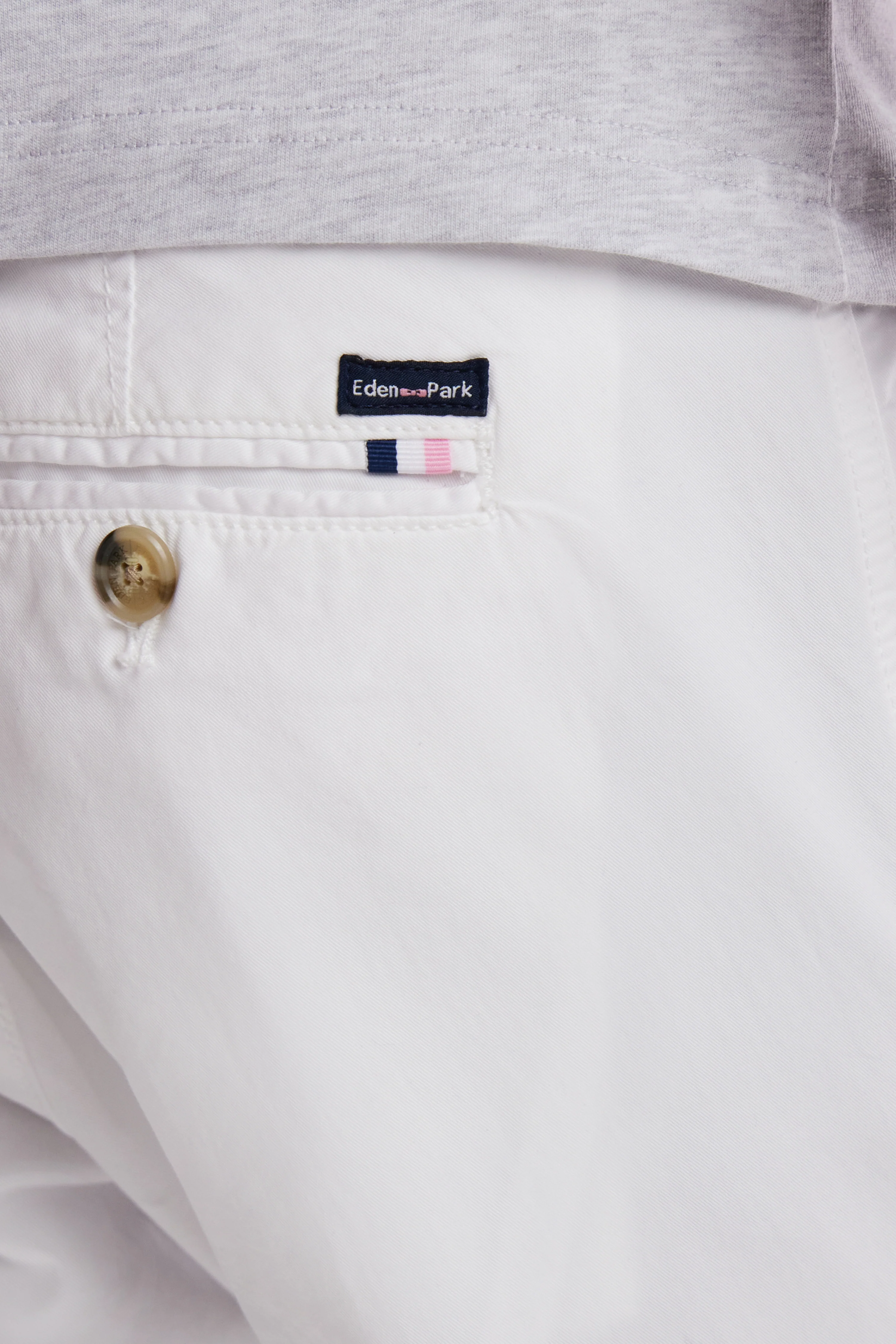 Pantalon chino sans plis en coton stretch blanc coupe droite - Image 5