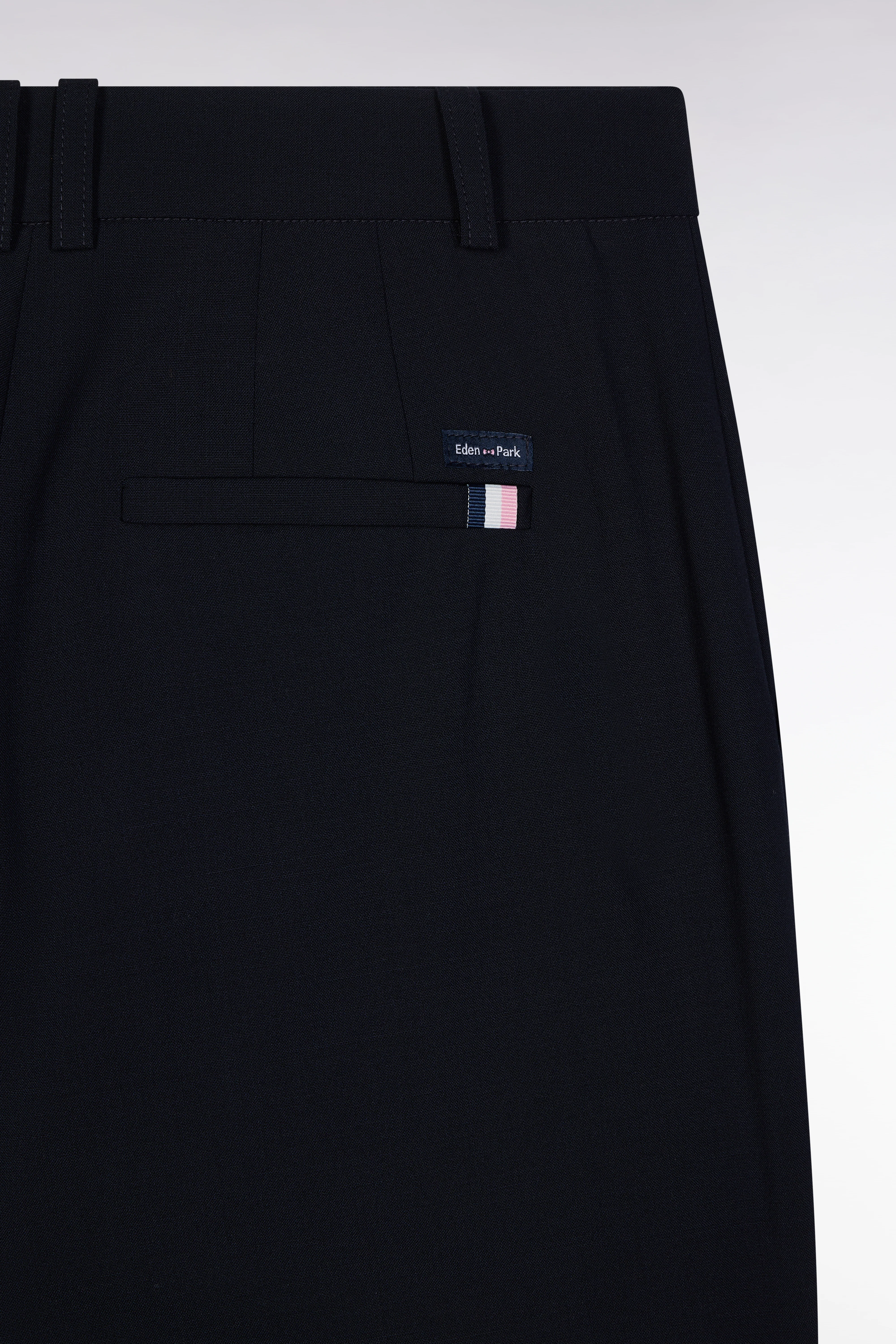 Pantalon en laine vierge marine coupe droite - Image 6