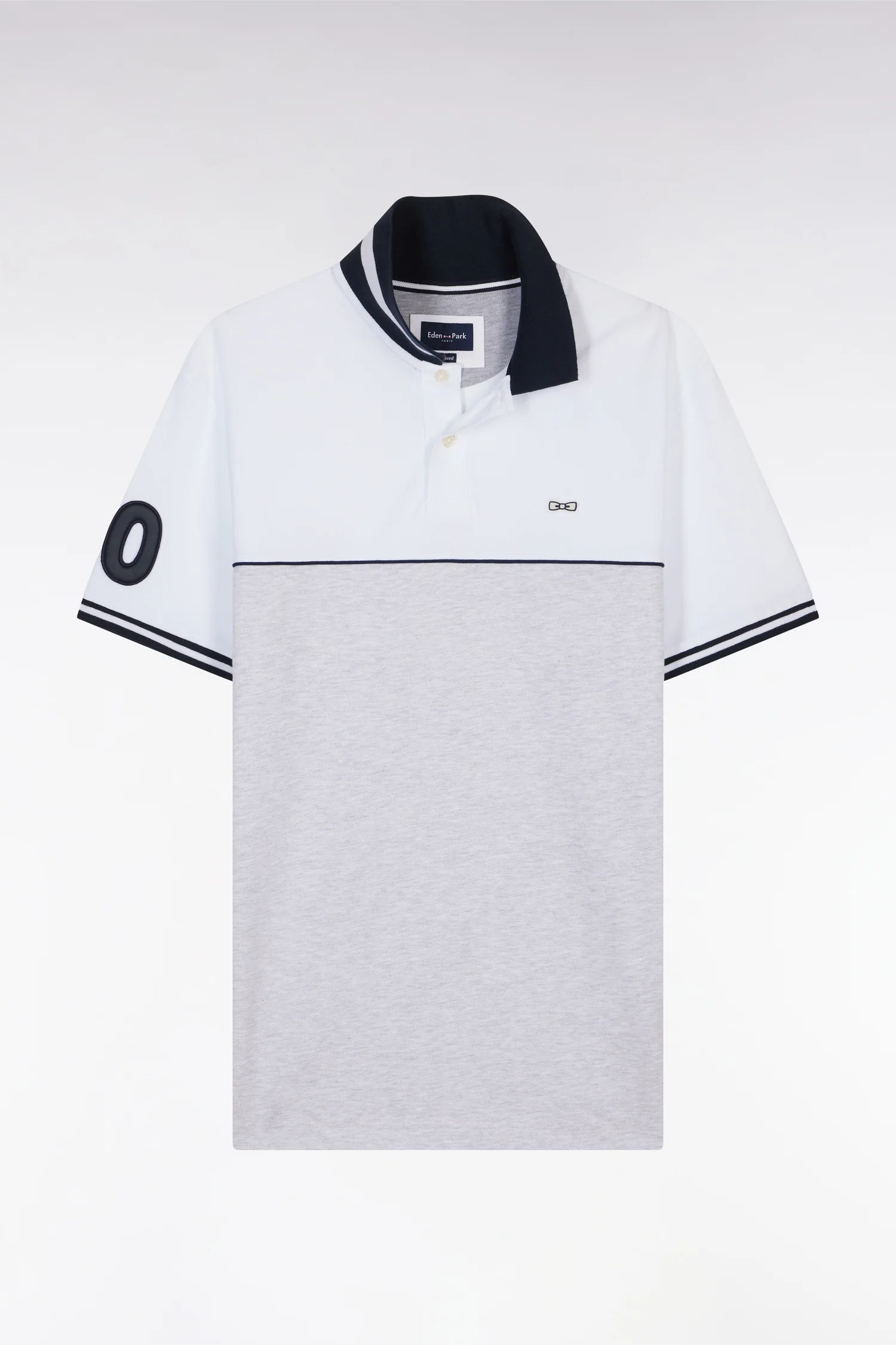 Polo à manches courtes bicolore en coton gris et blanc coupe décontractée - Image 2