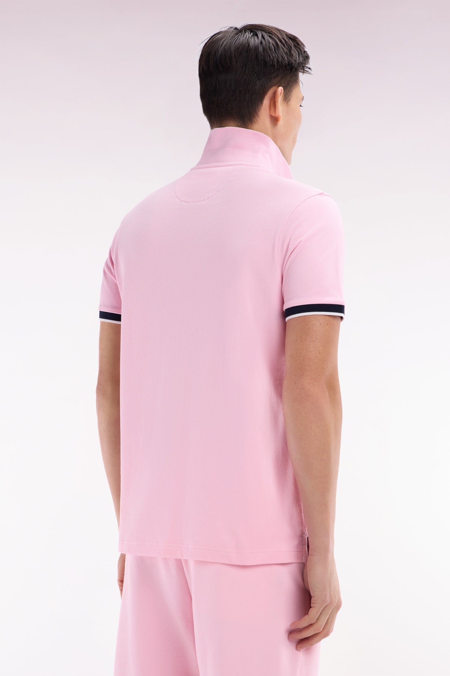 Polo à manches courtes en coton rose broderie 10 coupe décontractée - Image 4