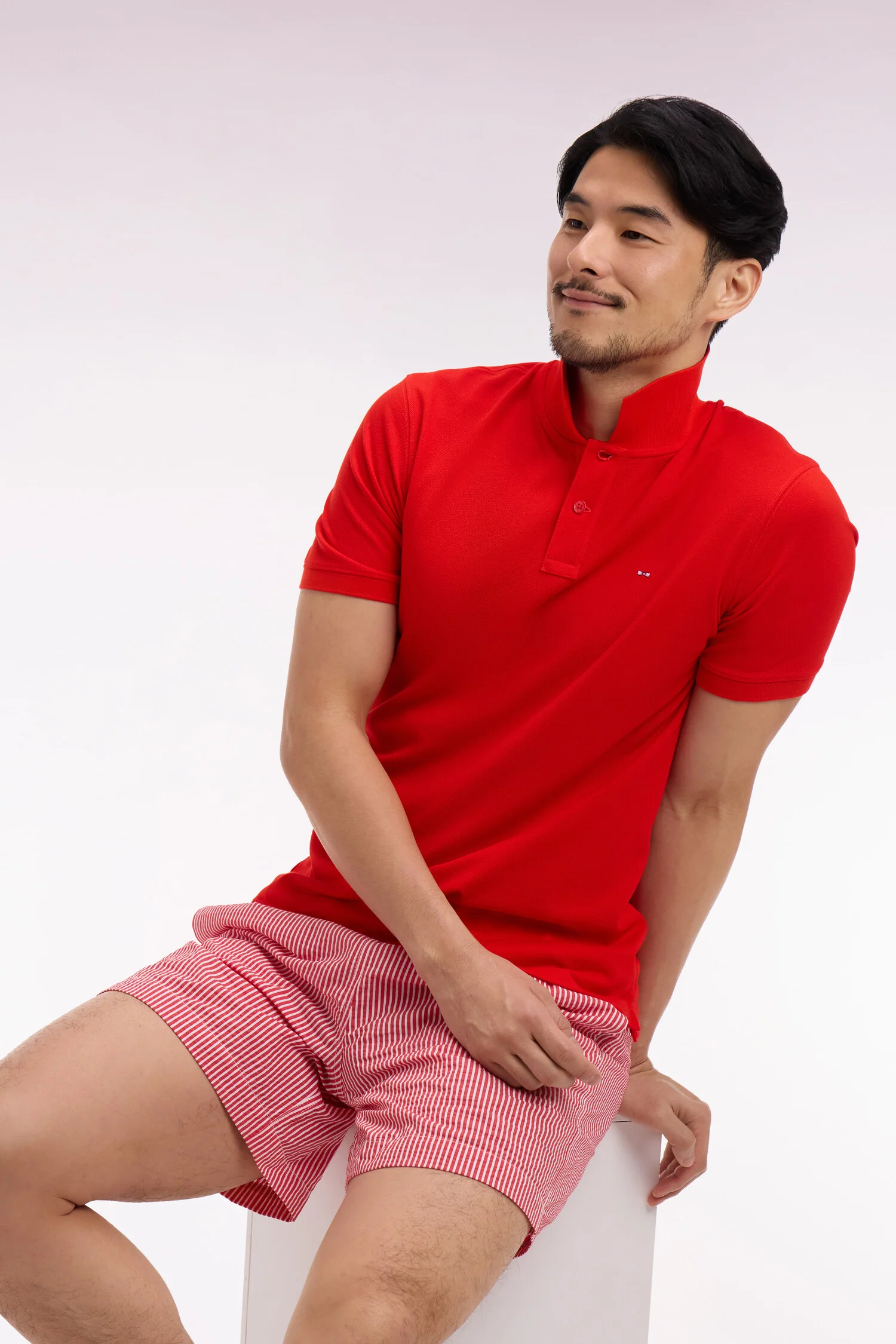 Polo Ă manches courtes en coton rouge coupe regular