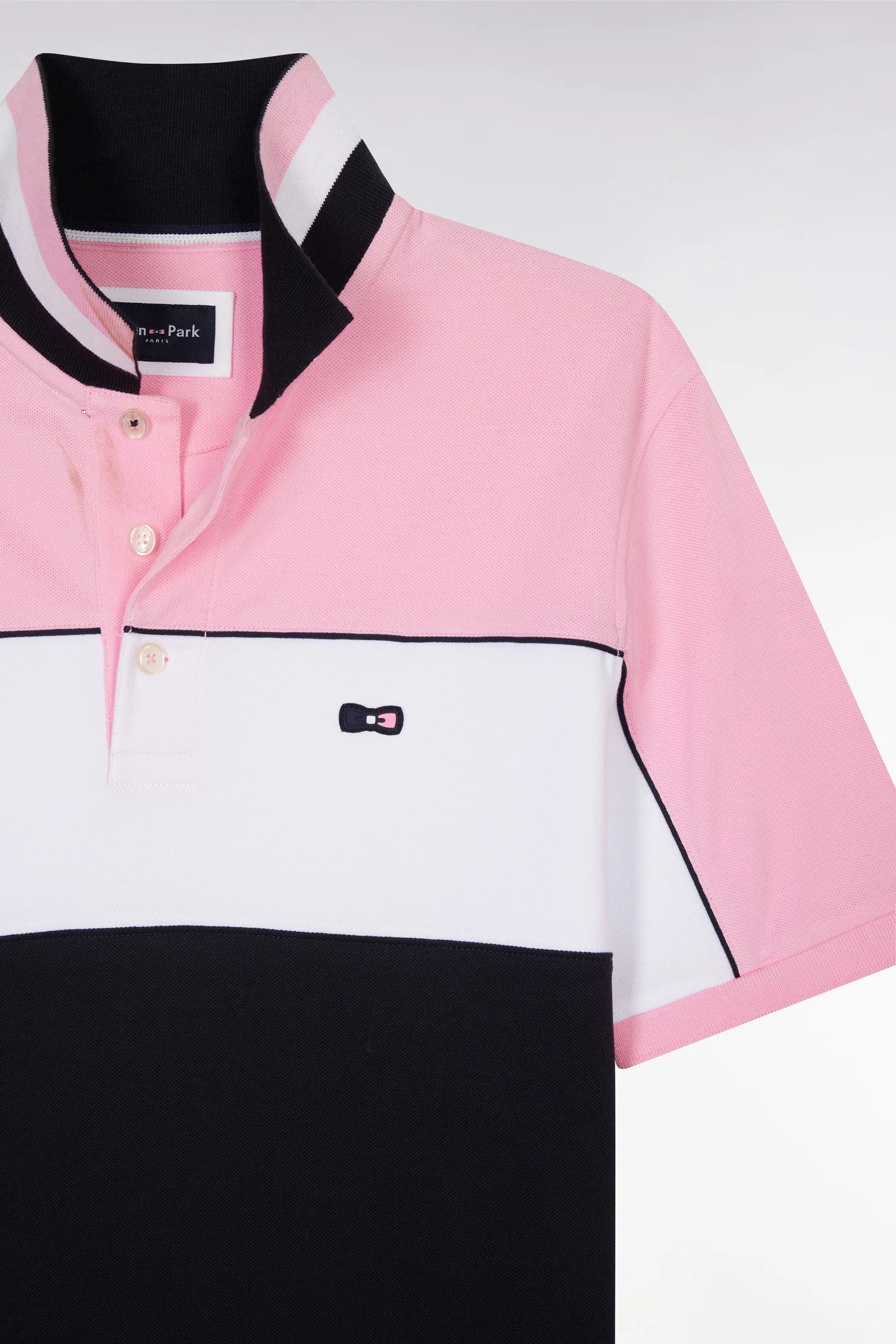 Polo à manches courtes en coton tricolore rose dessous de col rayé coupe droite - Image 6
