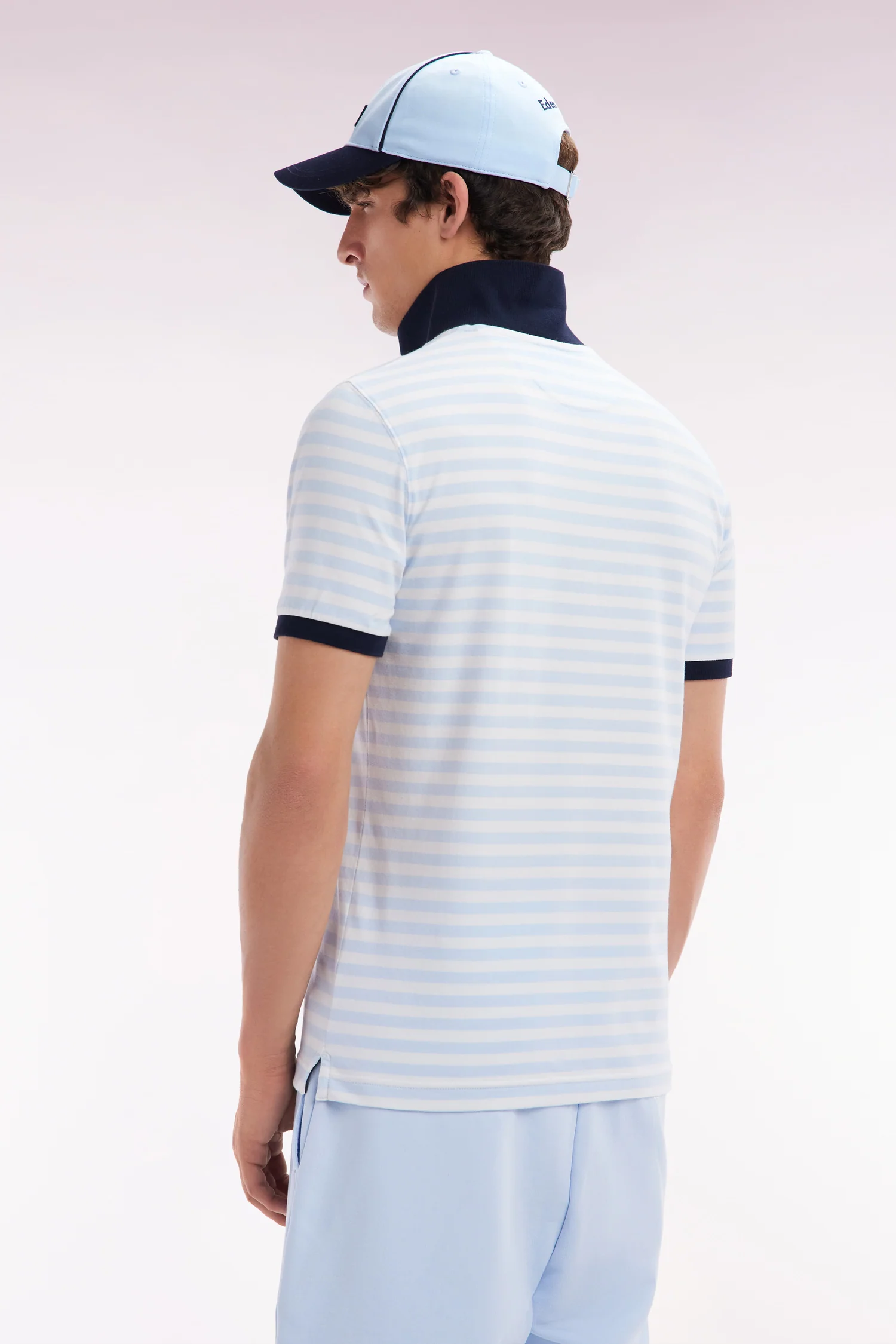 Polo marinière à manches courtes en coton stretch rayé ciel coupe ajustée - Image 4