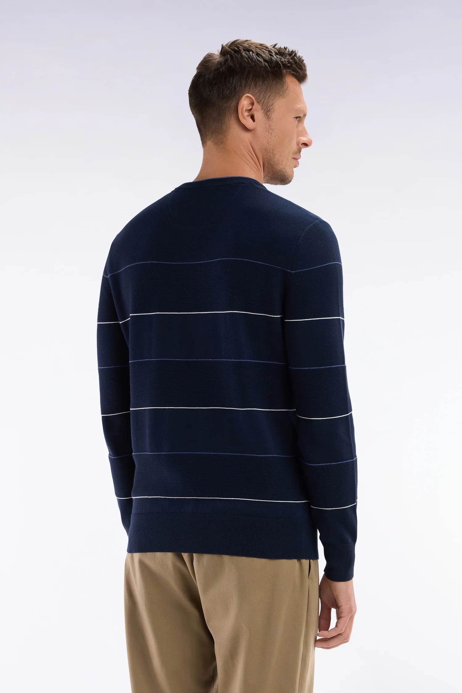 Pull col rond cerclé en coton marine - Image 5