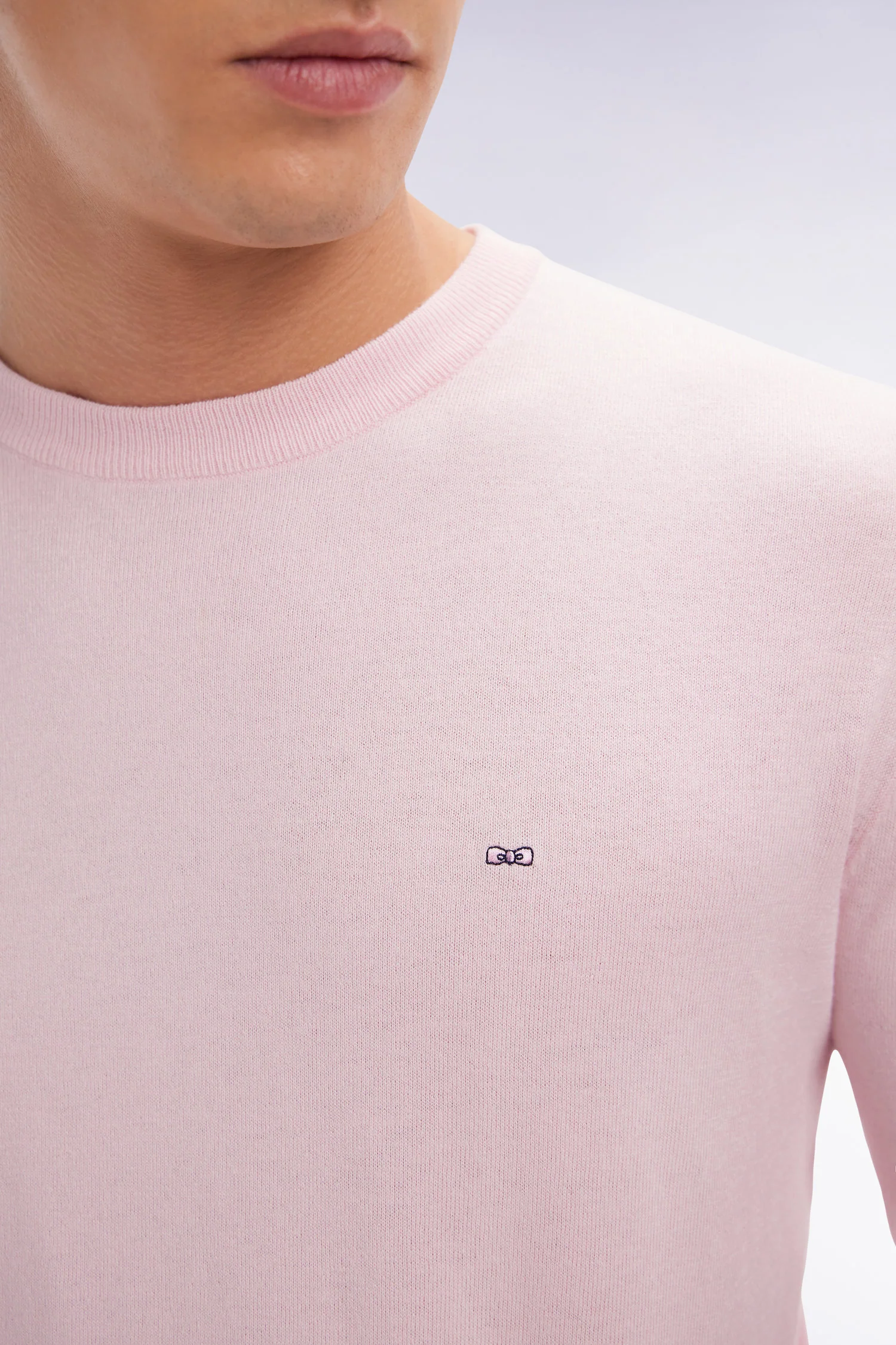 Pull col rond en coton et soie mélangés rose coupe droite - Image 5