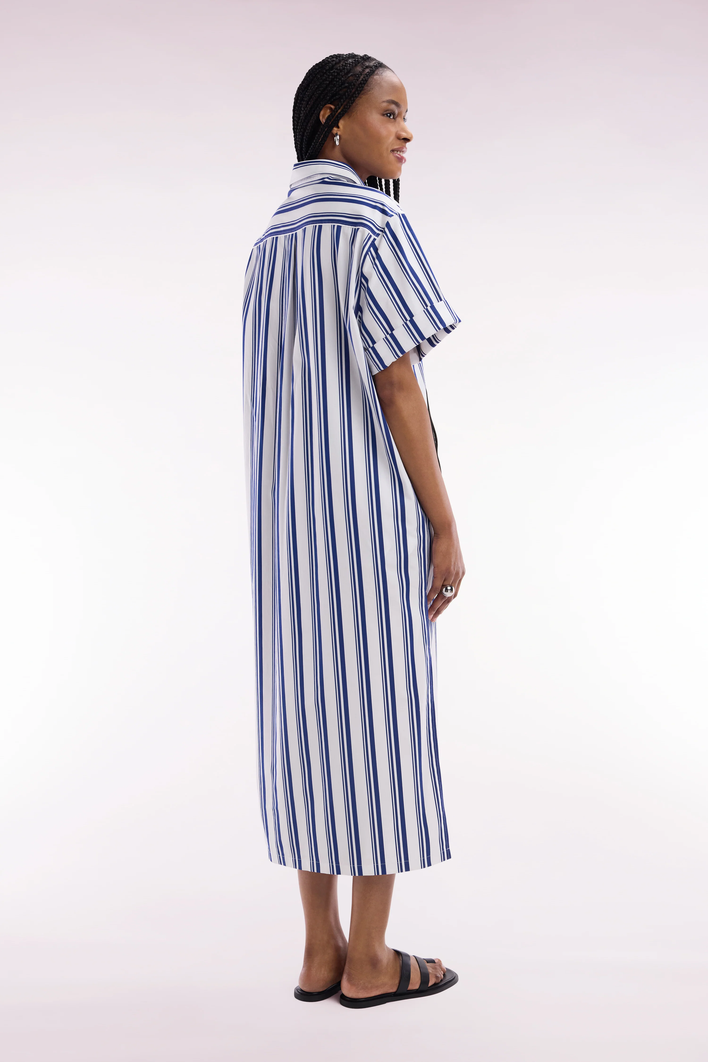 Robe chemise rayée en coton marine et blanc coupe décontractée - Image 4