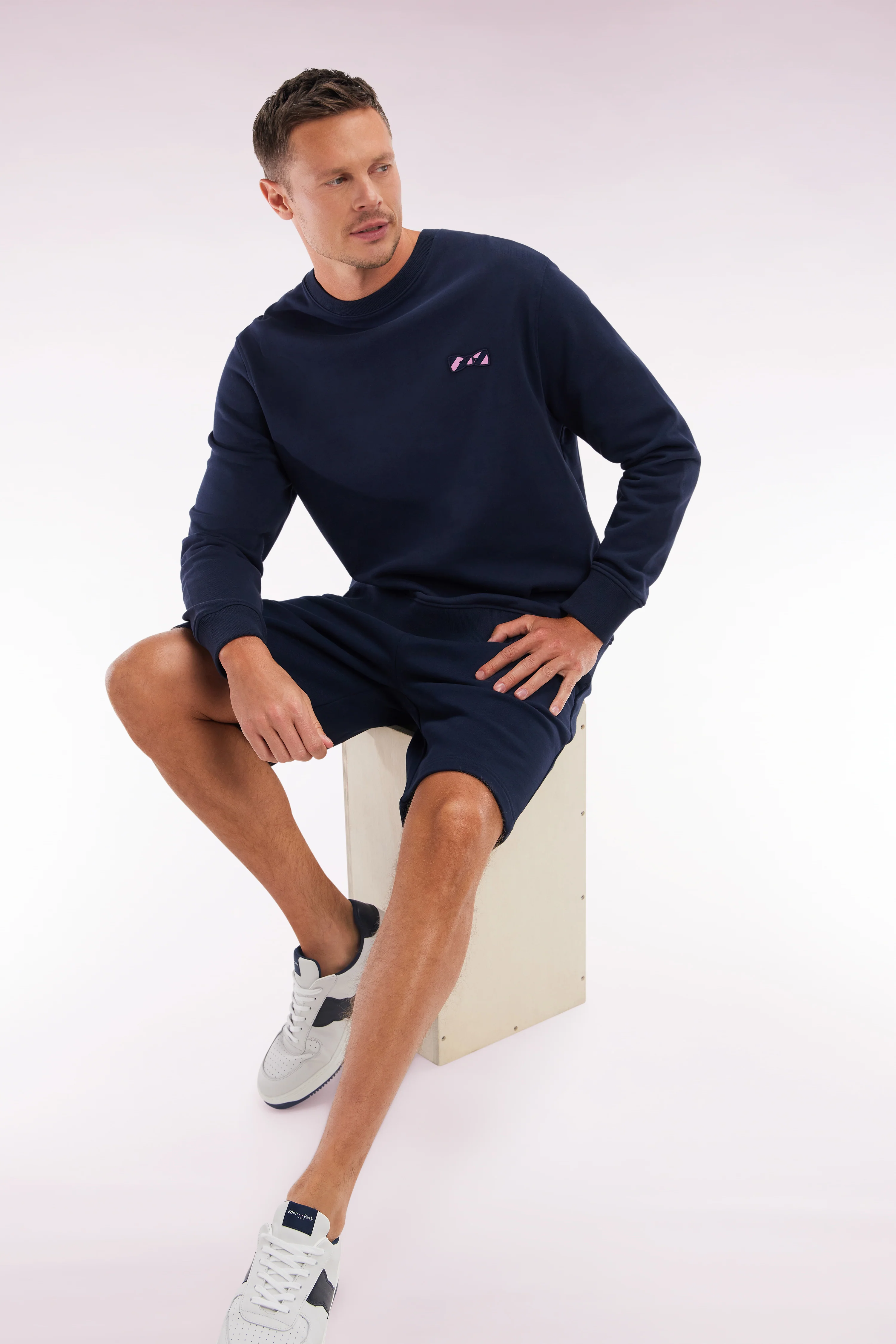Short en molleton coton marine nœud papillon cerclé coupe décontractée - Image 3