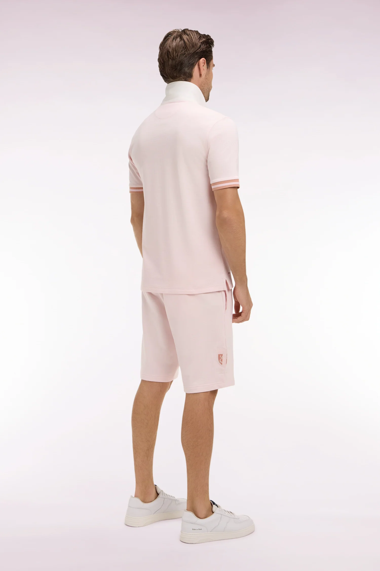 Short en molleton coton rose à broderie blason - Image 5