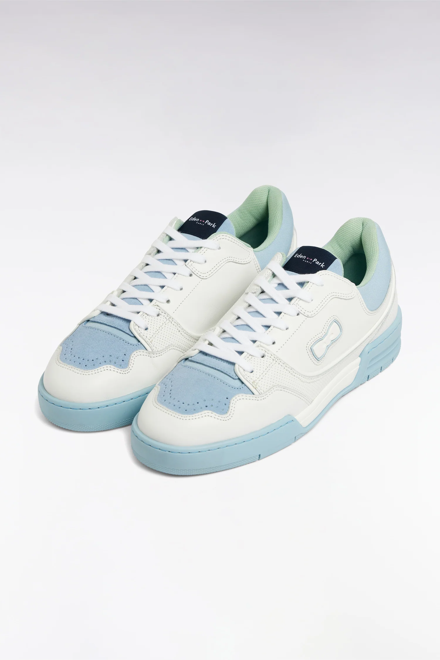 Sneakers EP10 en cuir blanches et vert d'eau - Image 4