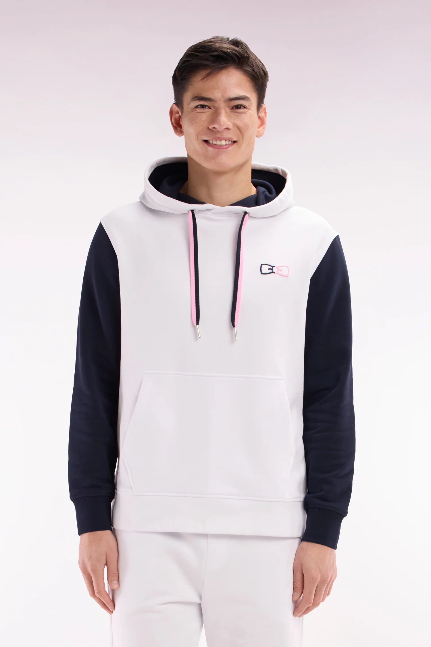 Sweatshirt à capuche en coton blanc coupe décontractée broderie dos bicolore