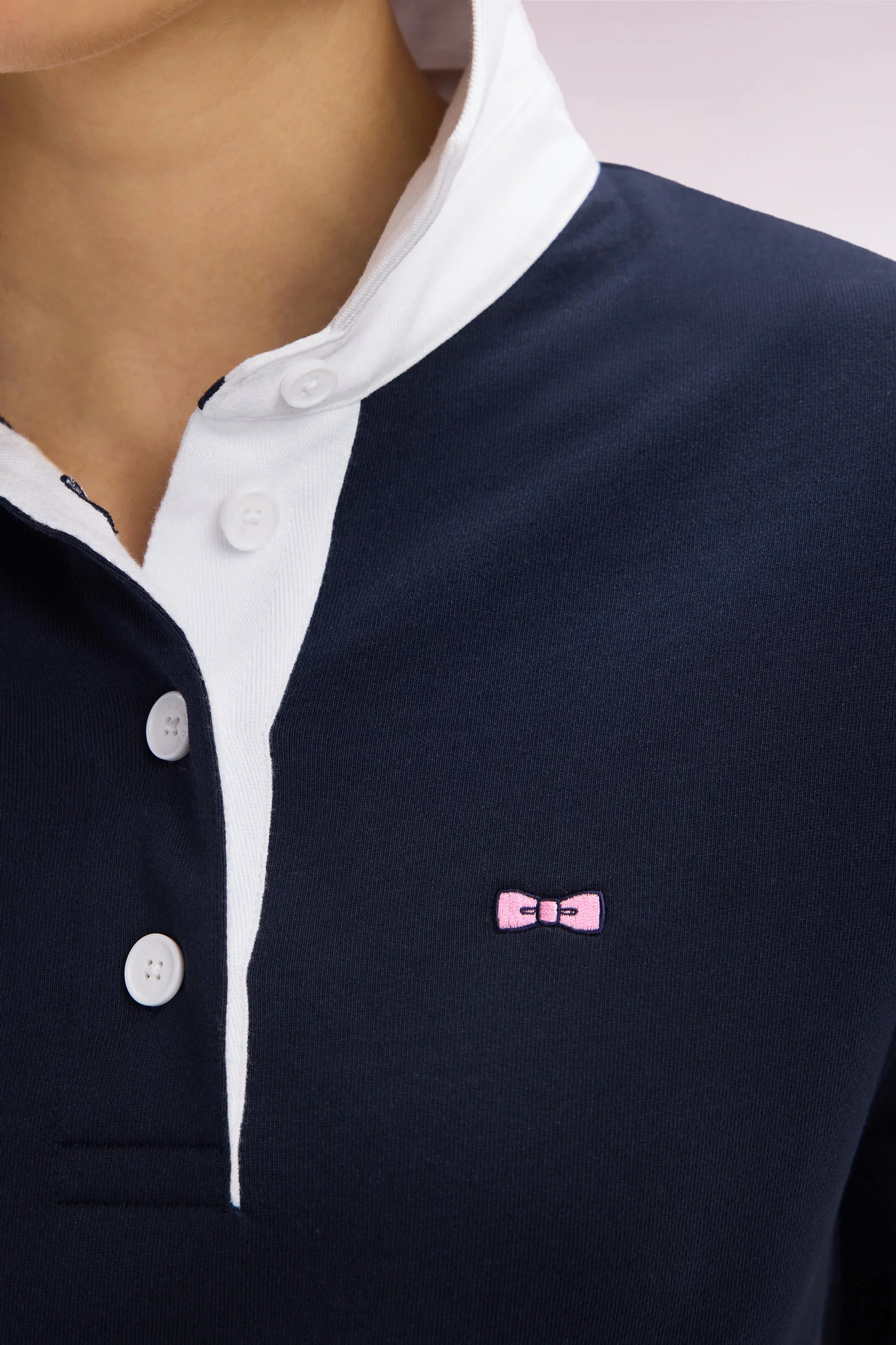 Sweatshirt à col maillot en coton marine coupe décontractée - Image 5