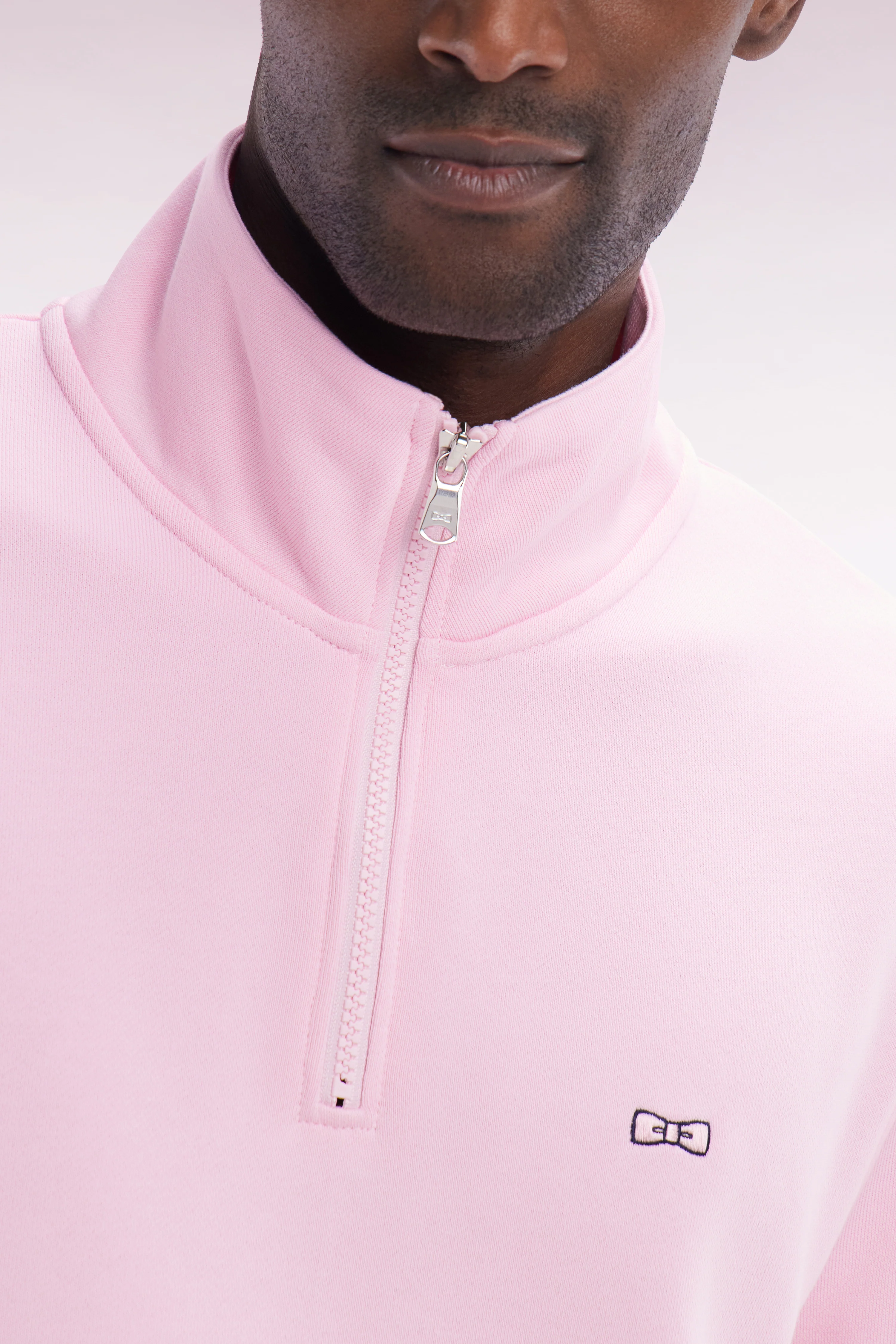 Sweatshirt à col zippé en coton rose coupe droite - Image 5