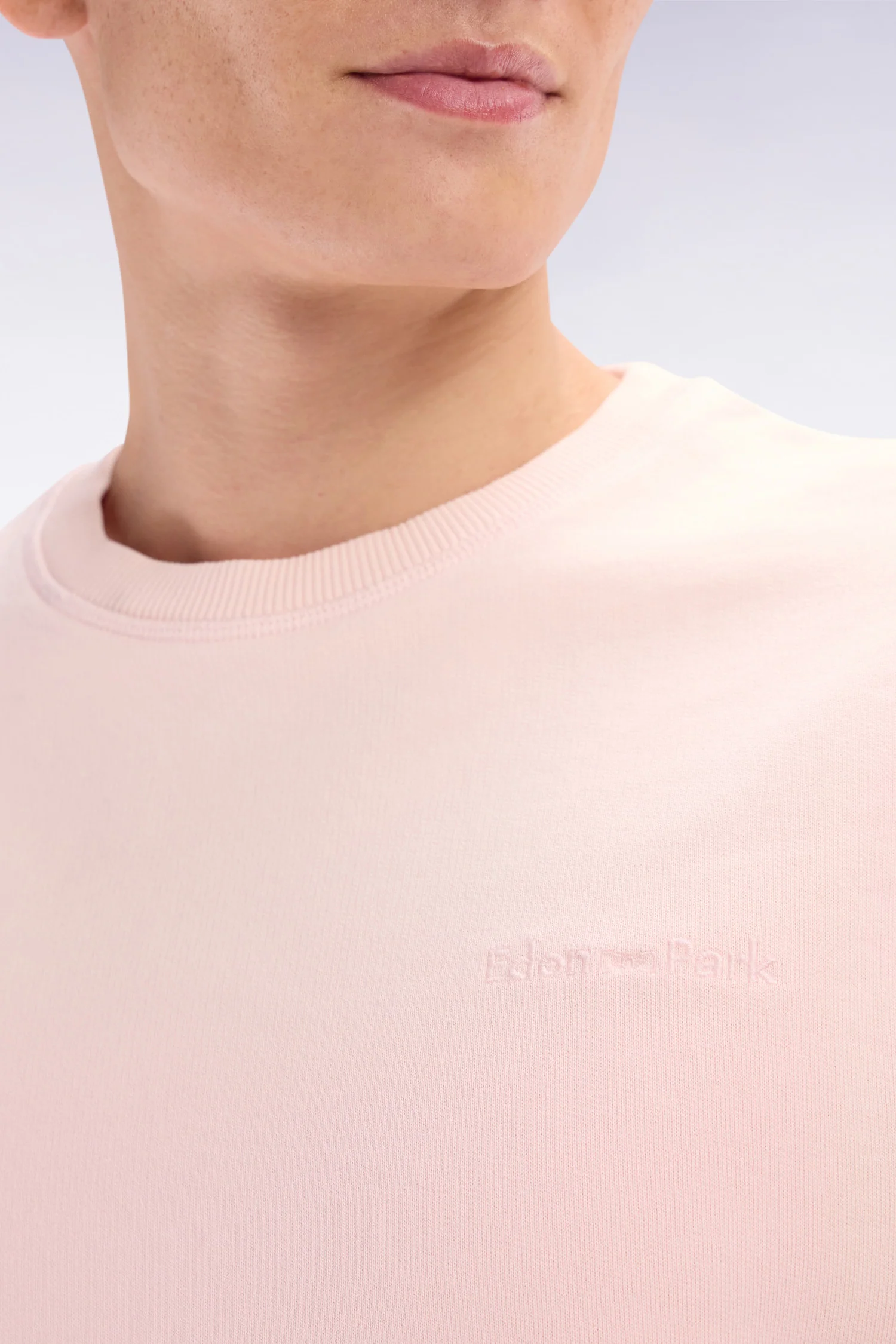 Sweatshirt surteint à col rond en molleton coton rose pâle coupe décontractée - Image 5