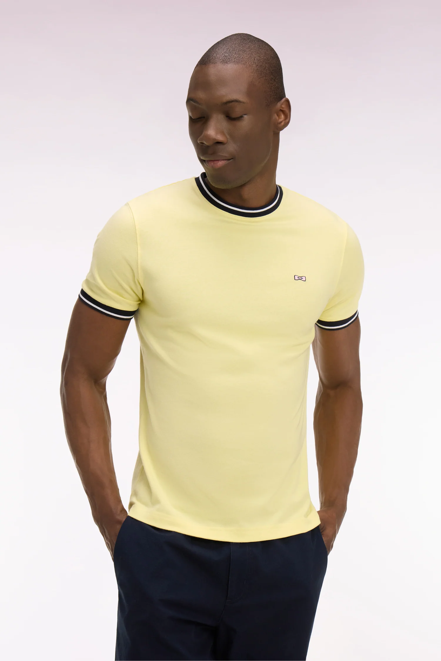 T-shirt à manches courtes en coton jaune brodé coupe regular - Image 3