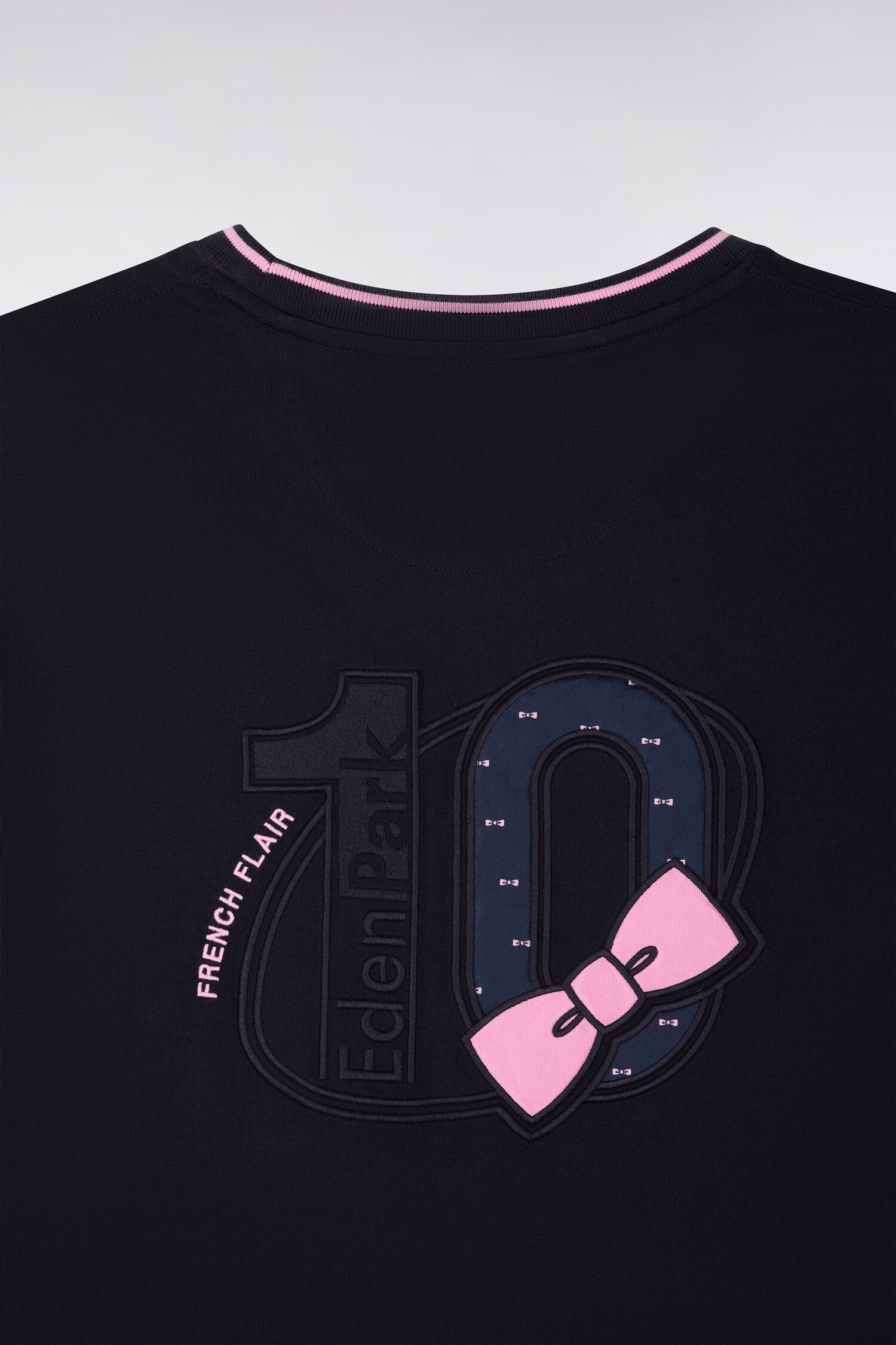 T-shirt Ă manches courtes en coton marine manches roses coupe regular - Image 6