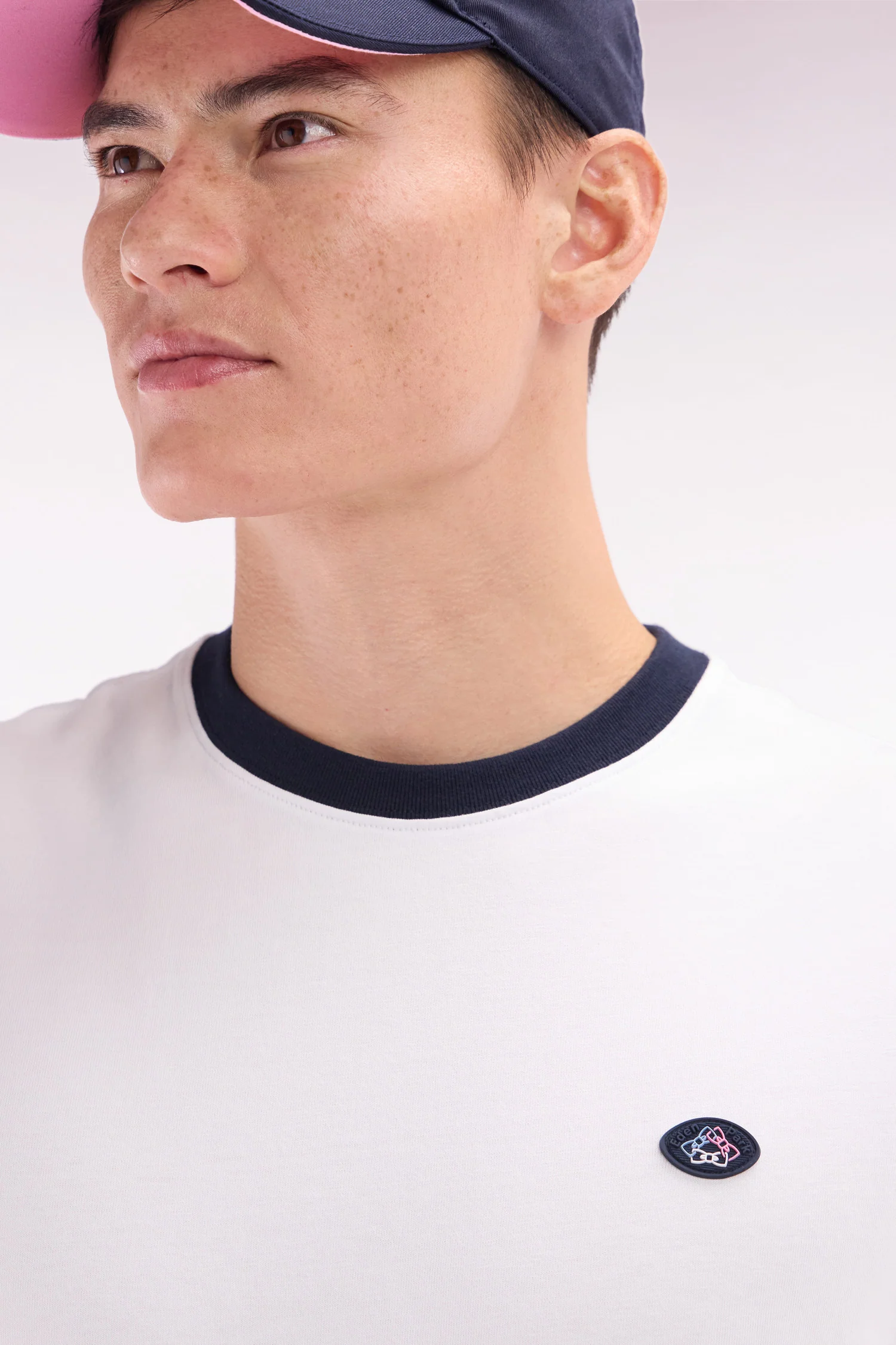 T-shirt colorblock brodé en coton blanc coupe droite - Image 4