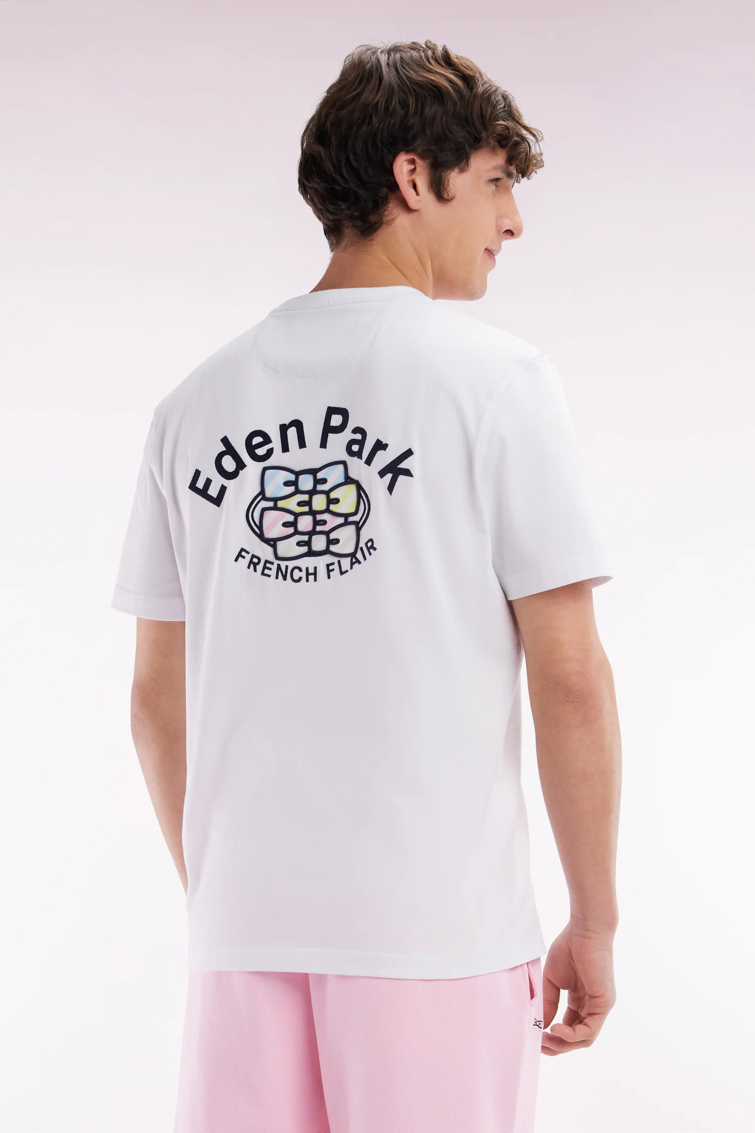T-shirt en coton blanc broderie multicolore coupe décontractée - Image 4