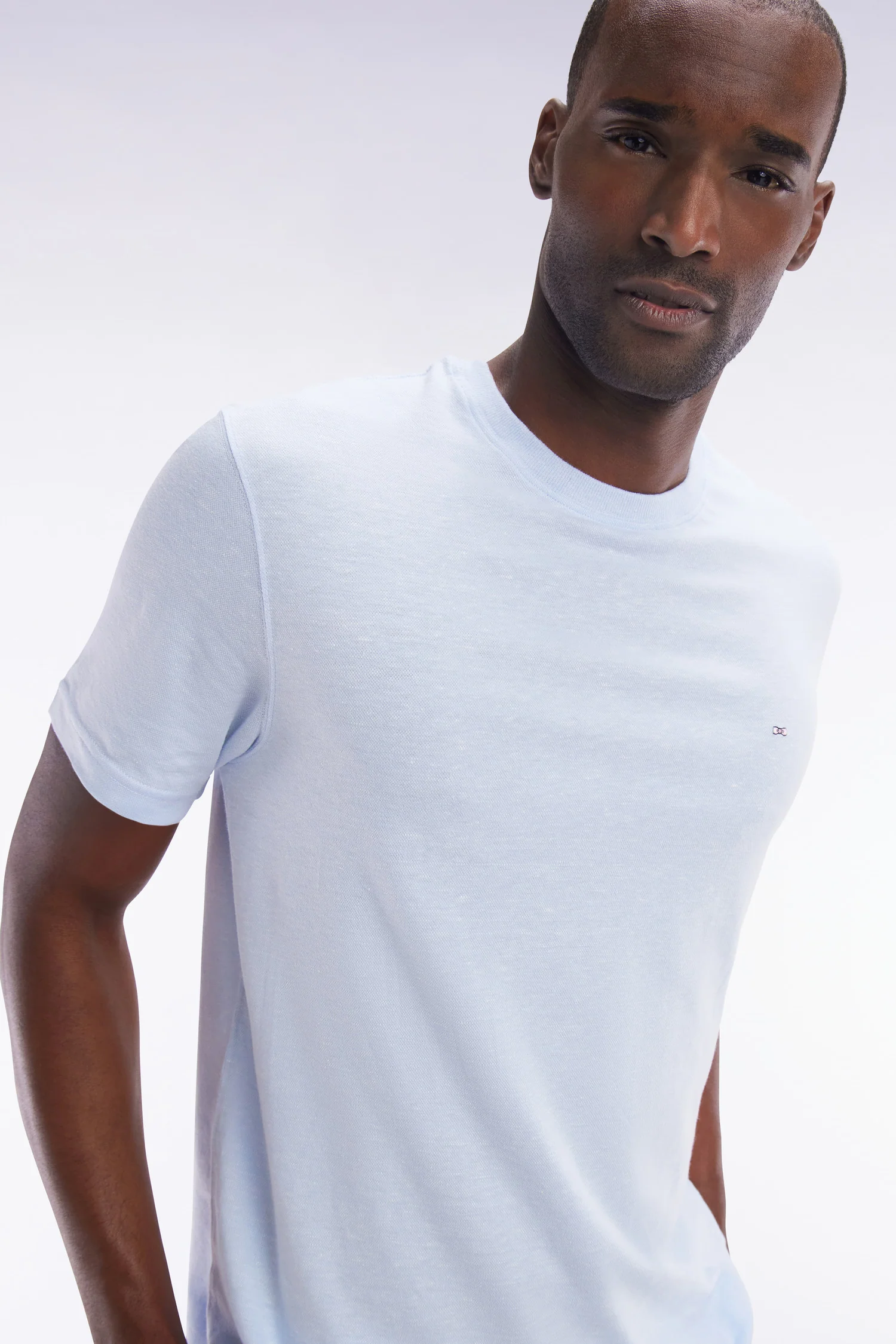 T-shirt en coton et lin bleu clair coupe droite - Image 3