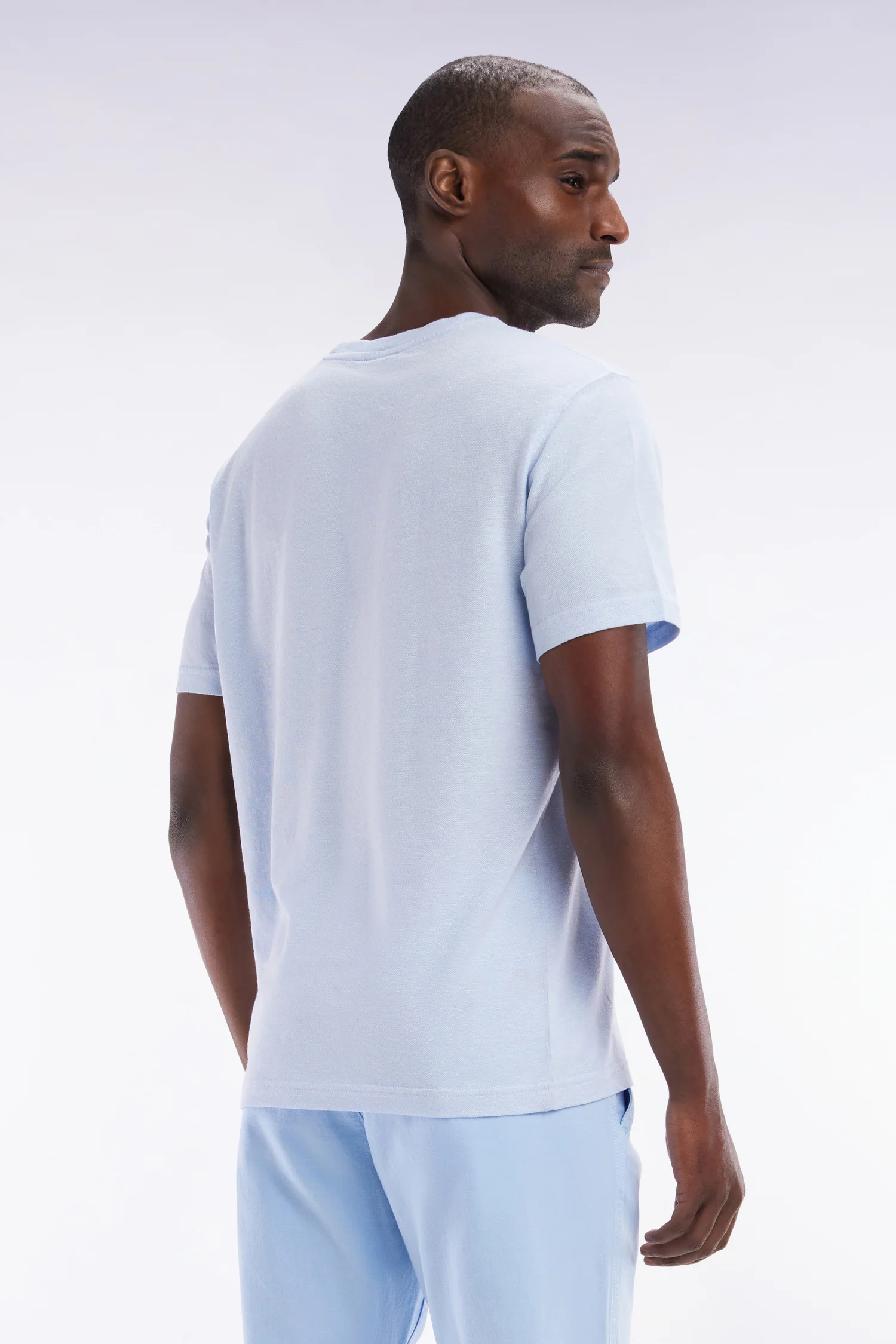 T-shirt en coton et lin bleu clair coupe droite - Image 4
