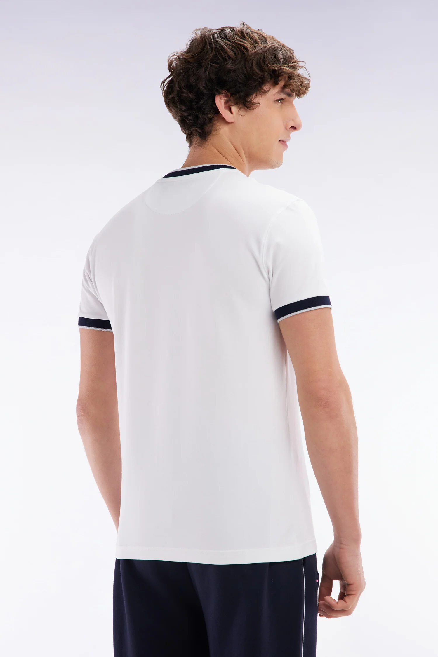 T-shirt en coton stretch blanc coupe ajustée - Image 4